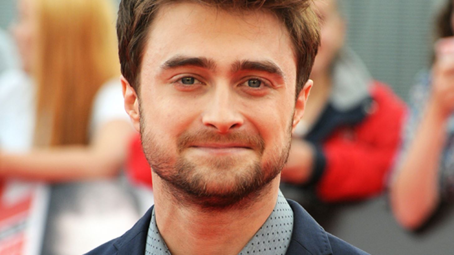 Daniel Radcliffe: &#x397; &#x3B3;&#x3B5;&#x3BD;&#x3BD;&#x3B1;&#x3AF;&#x3B1; &#x3C0;&#x3C1;&#x3AC;&#x3BE;&#x3B7; &#x3B2;&#x3BF;&#x3AE;&#x3B8;&#x3B5;&#x3B9;&#x3B1;&#x3C2; &#x3C3;&#x3B5; &#x3C4;&#x3BF;&#x3C5;&#x3C1;&#x3AF;&#x3C3;&#x3C4;&#x3B1; &#x3C3;&#x3C4;&#x3B7;&#x3BD; &#x391;&#x3B3;&#x3B3;&#x3BB;&#x3AF;&#x3B1;