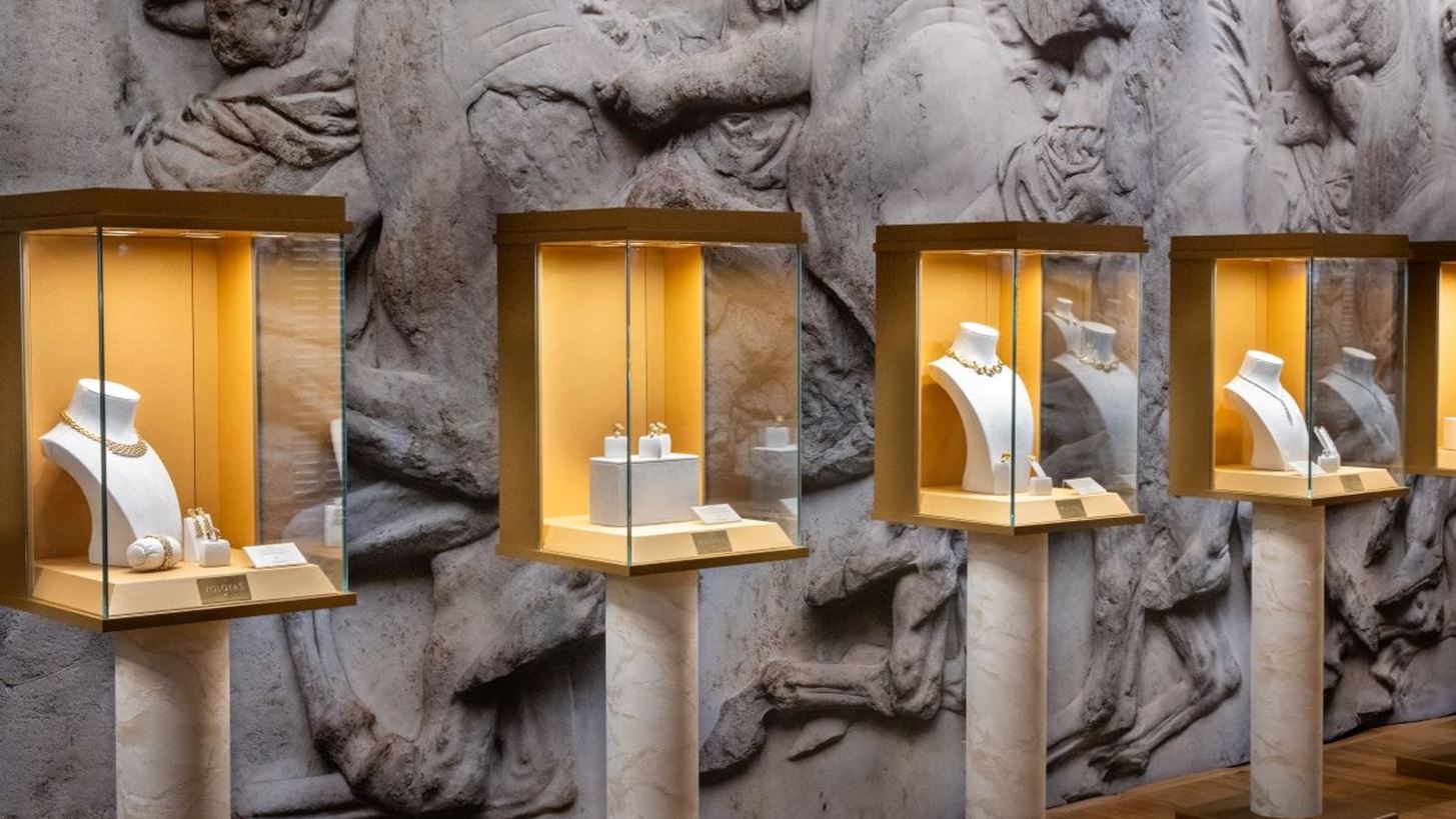 The Art of Gold | &#x39F; &#x3BF;&#x3AF;&#x3BA;&#x3BF;&#x3C2; Zolotas &#x3B3;&#x3B9;&#x3CC;&#x3C1;&#x3C4;&#x3B1;&#x3C3;&#x3B5; &#x3C4;&#x3B1; 130 &#x3C7;&#x3C1;&#x3CC;&#x3BD;&#x3B9;&#x3B1; &#x3C4;&#x3BF;&#x3C5;