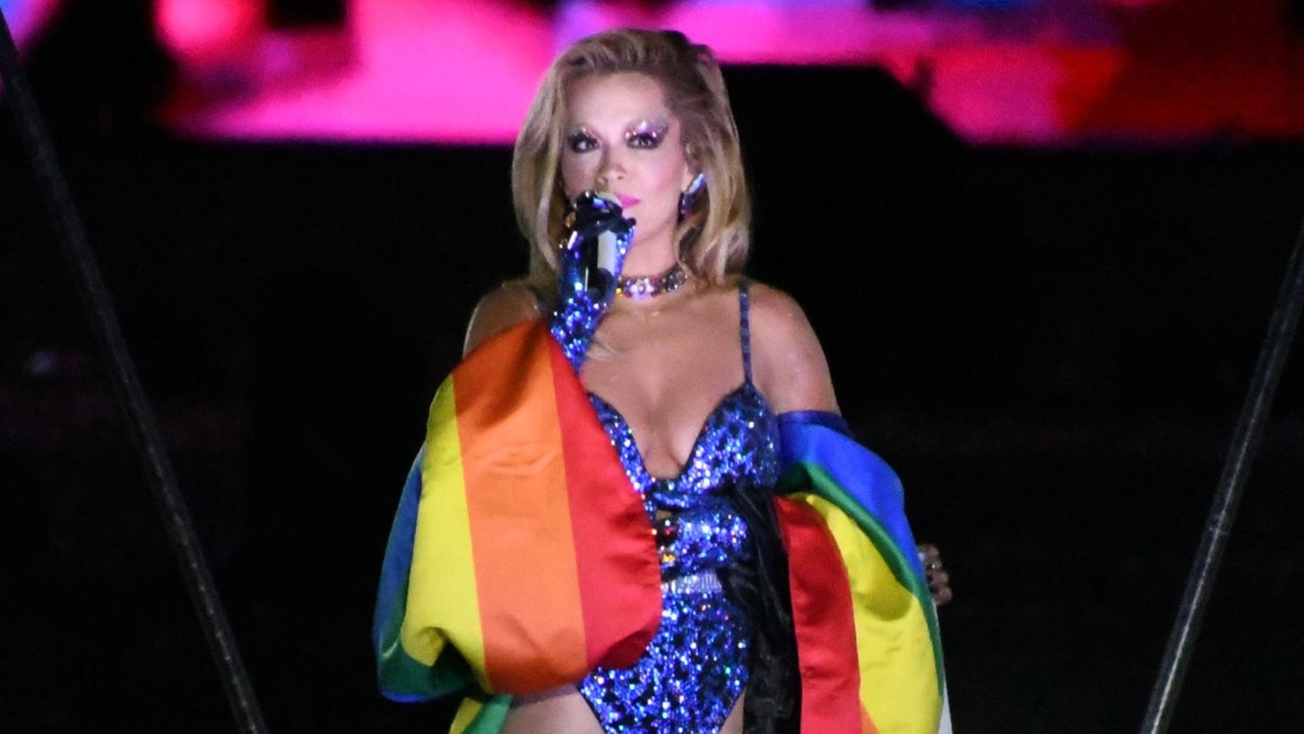 &#x3A0;&#x3BF;&#x3B9;&#x3BF;&#x3C2; &#x3B5;&#x3AF;&#x3BD;&#x3B1;&#x3B9; &#x3BF; &#x388;&#x3BB;&#x3BB;&#x3B7;&#x3BD;&#x3B1;&#x3C2; &#x3C3;&#x3C7;&#x3B5;&#x3B4;&#x3B9;&#x3B1;&#x3C3;&#x3C4;&#x3AE;&#x3C2; &#x3C0;&#x3BF;&#x3C5; &#x3AD;&#x3BD;&#x3C4;&#x3C5;&#x3C3;&#x3B5; &#x3C4;&#x3B7; Rita Ora &#x3C3;&#x3C4;&#x3BF; Gay Pride &#x3C4;&#x3B7;&#x3C2; &#x391;&#x3C5;&#x3C3;&#x3C4;&#x3C1;&#x3B1;&#x3BB;&#x3AF;&#x3B1;&#x3C2;