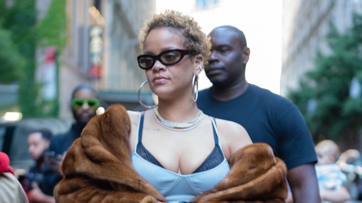 Rihanna | &#x3A0;&#x3BF;&#x3B9;&#x3B1; &#x3B8;&#x3B1; &#x3AE;&#x3B8;&#x3B5;&#x3BB;&#x3B5; &#x3BD;&#x3B1; &#x3C4;&#x3B7;&#x3BD; &#x3C5;&#x3C0;&#x3BF;&#x3B4;&#x3C5;&#x3B8;&#x3B5;&#x3AF; &#x3C3;&#x3B5; &#x3B2;&#x3B9;&#x3BF;&#x3B3;&#x3C1;&#x3B1;&#x3C6;&#x3B9;&#x3BA;&#x3AE; &#x3C4;&#x3B1;&#x3B9;&#x3BD;&#x3AF;&#x3B1;