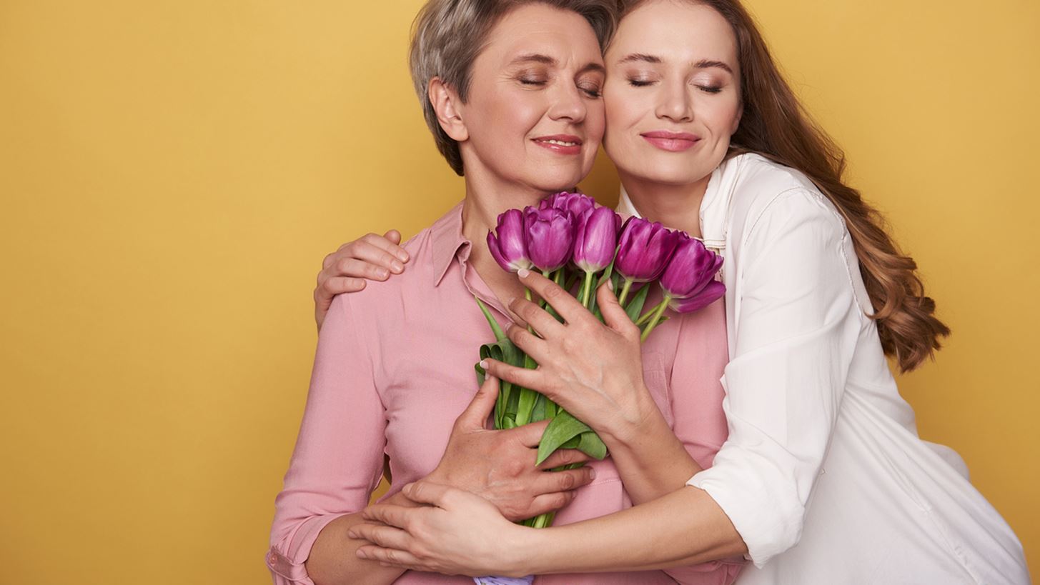 Mother&#x27;s Day | &#x3A4;&#x3B1; &#x3C9;&#x3C1;&#x3B1;&#x3B9;&#x3CC;&#x3C4;&#x3B5;&#x3C1;&#x3B1; beauty &#x3B4;&#x3CE;&#x3C1;&#x3B1; &#x3C0;&#x3BF;&#x3C5; &#x3BC;&#x3C0;&#x3BF;&#x3C1;&#x3B5;&#x3AF;&#x3C2; &#x3BD;&#x3B1; &#x3C7;&#x3B1;&#x3C1;&#x3AF;&#x3C3;&#x3B5;&#x3B9;&#x3C2; &#x3C3;&#x3C4;&#x3B7; &#x3BC;&#x3B1;&#x3BC;&#x3AC; &#x3C3;&#x3BF;&#x3C5;