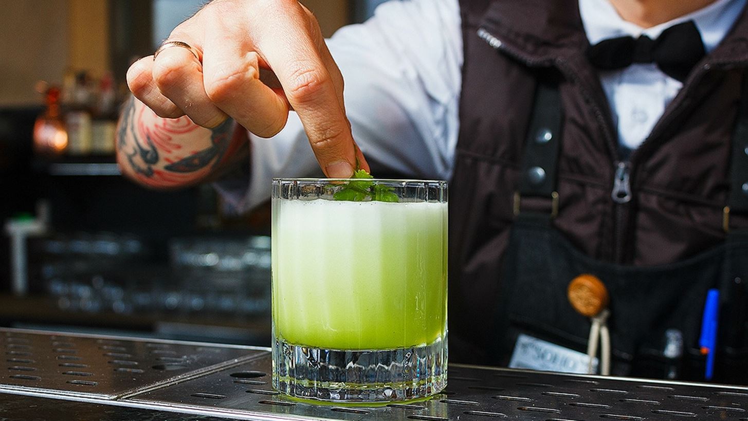 &#x3A4;&#x3B1; cocktails &#x3C0;&#x3BF;&#x3C5; &#x3C0;&#x3C1;&#x3AD;&#x3C0;&#x3B5;&#x3B9; &#x3BD;&#x3B1; &#x3B1;&#x3C1;&#x3C7;&#x3AF;&#x3C3;&#x3B5;&#x3B9;&#x3C2; &#x3BD;&#x3B1; &#x3C0;&#x3AF;&#x3BD;&#x3B5;&#x3B9;&#x3C2; &#x3CC;&#x3C3;&#x3BF; &#x3C7;&#x3B5;&#x3B9;&#x3BC;&#x3C9;&#x3BD;&#x3B9;&#x3AC;&#x3B6;&#x3B5;&#x3B9;