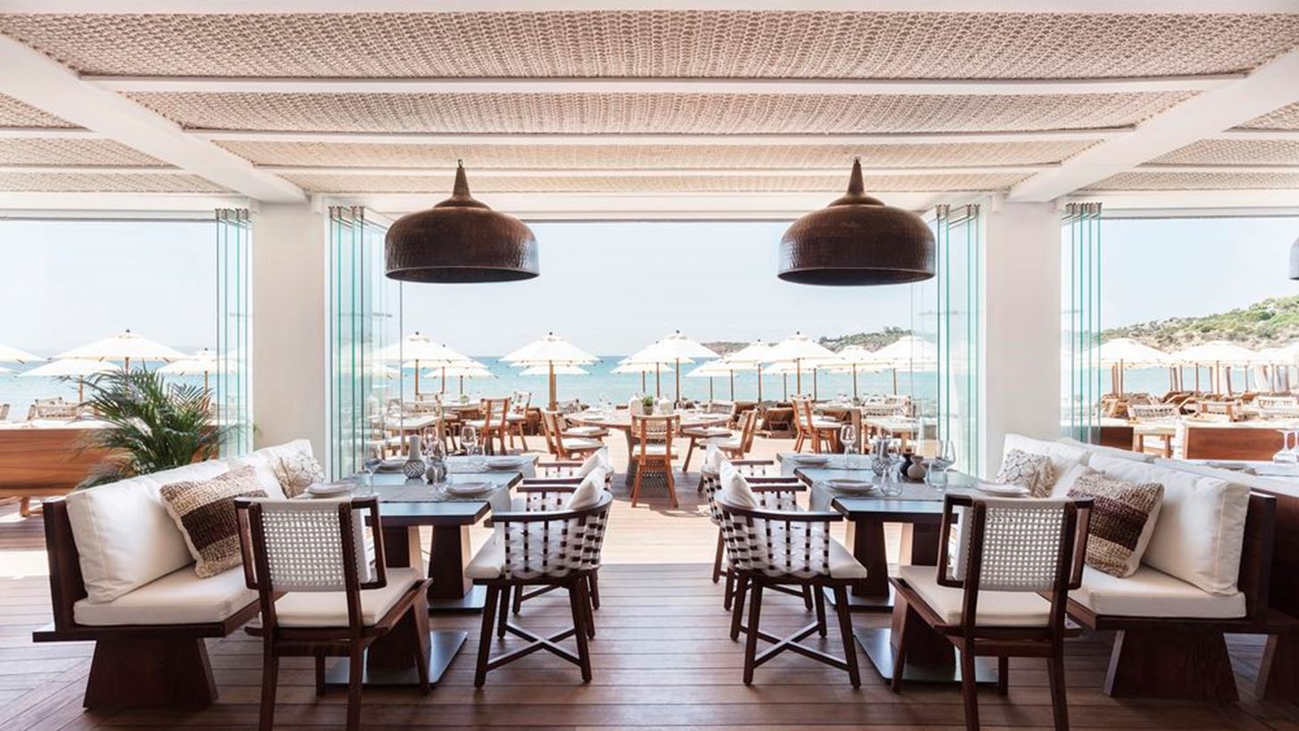 #Tidbits *: Seaside Dining