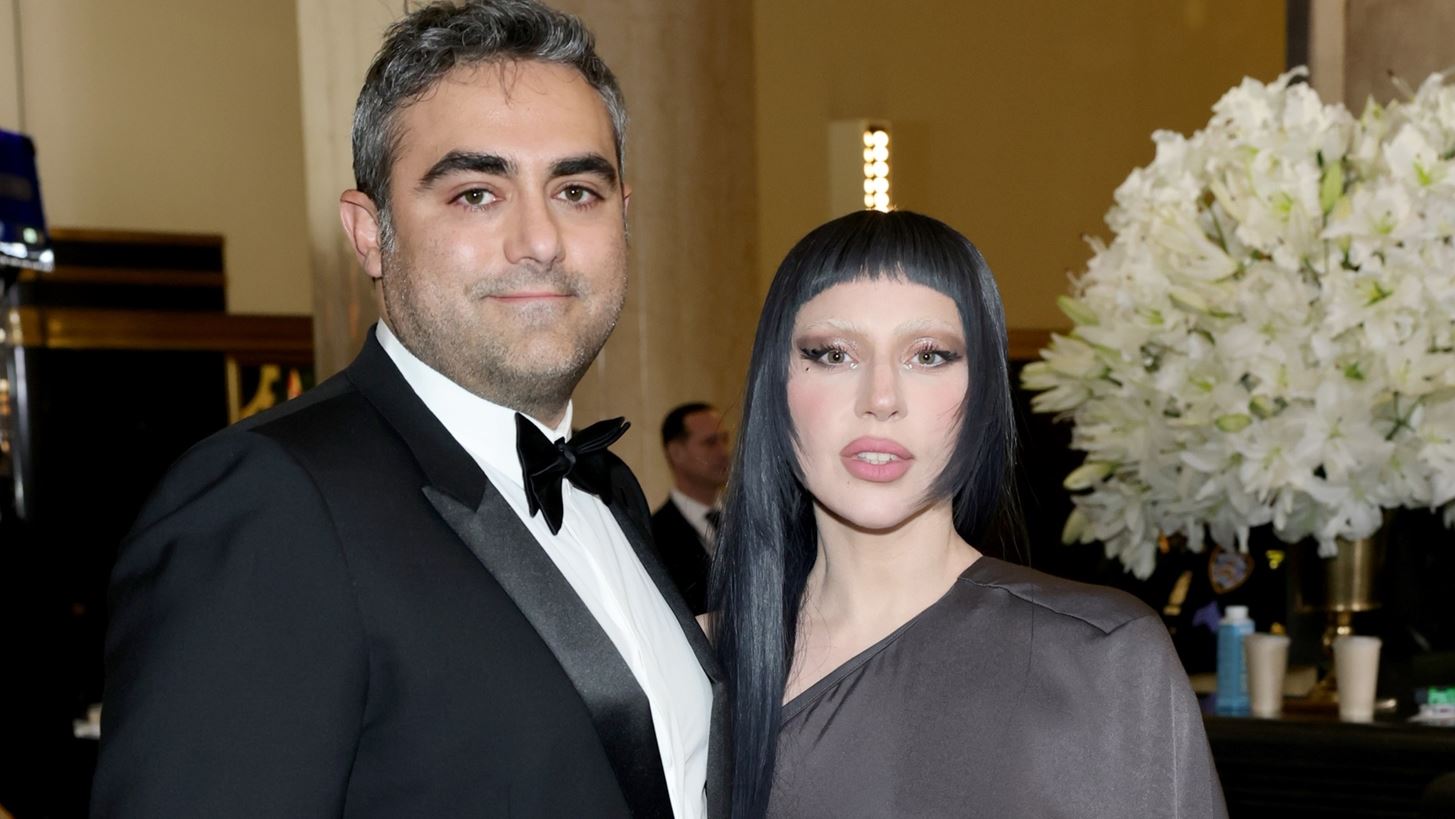 Lady Gaga | &#x3A4;&#x3BF; &#x3BE;&#x3B5;&#x3C7;&#x3C9;&#x3C1;&#x3B9;&#x3C3;&#x3C4;&#x3CC; &#x3BD;&#x3CC;&#x3B7;&#x3BC;&#x3B1; &#x3C0;&#x3BF;&#x3C5; &#x3AD;&#x3C7;&#x3B5;&#x3B9; &#x3C4;&#x3BF; &#x3B4;&#x3B1;&#x3C7;&#x3C4;&#x3C5;&#x3BB;&#x3AF;&#x3B4;&#x3B9; &#x3C4;&#x3C9;&#x3BD; &#x3B1;&#x3C1;&#x3C1;&#x3B1;&#x3B2;&#x3CE;&#x3BD;&#x3C9;&#x3BD; &#x3C4;&#x3B7;&#x3C2;