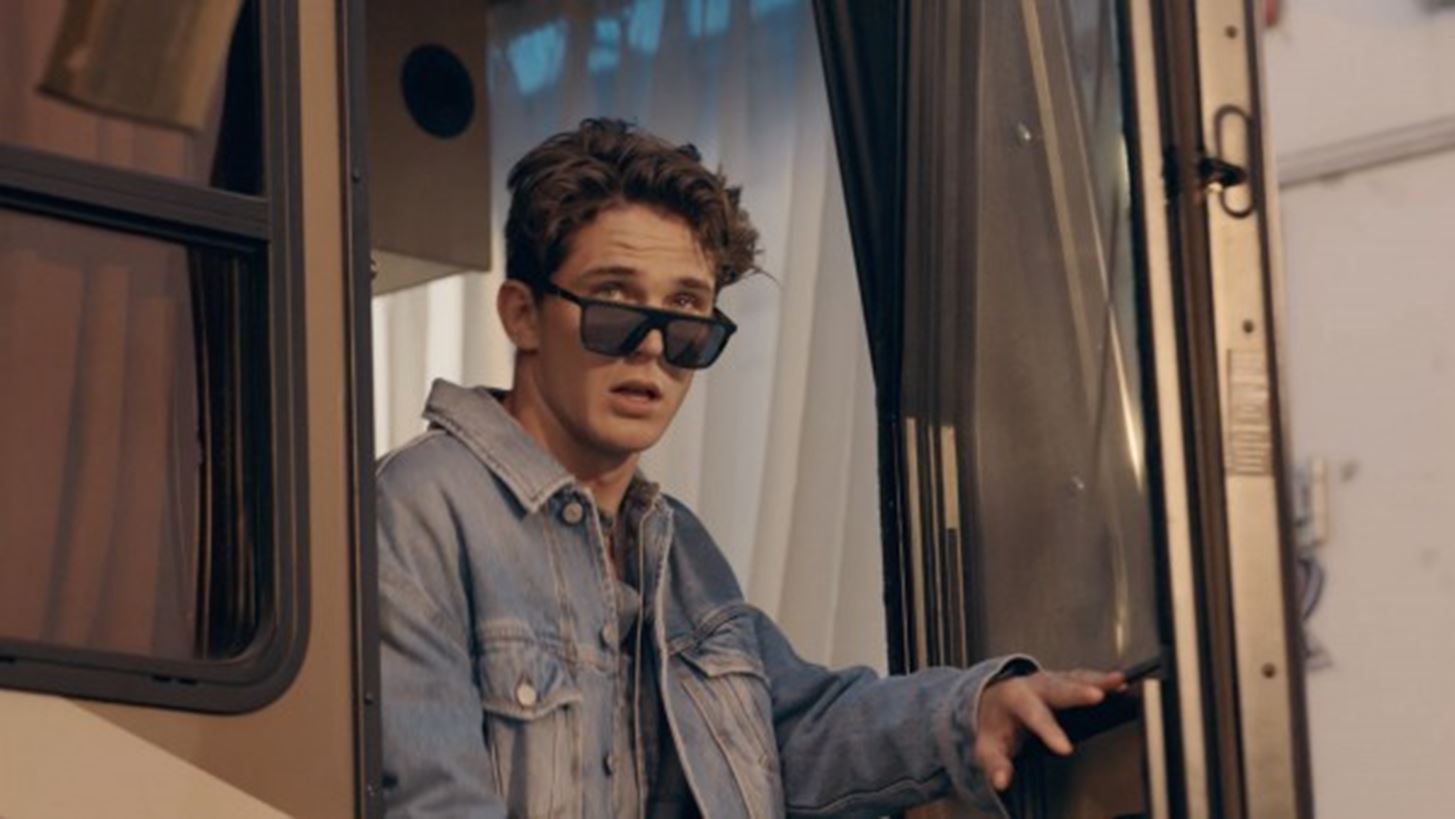 &#x397; &#x3BD;&#x3AD;&#x3B1; &#x3BA;&#x3B1;&#x3BC;&#x3C0;&#x3AC;&#x3BD;&#x3B9;&#x3B1; &#x3C4;&#x3B7;&#x3C2; Diesel &#x3C0;&#x3B5;&#x3C1;&#x3BD;&#x3AC; &#x3C4;&#x3BF; &#x3C0;&#x3B9;&#x3BF; &#x3C3;&#x3B7;&#x3BC;&#x3B1;&#x3BD;&#x3C4;&#x3B9;&#x3BA;&#x3CC; &#x3BC;&#x3AE;&#x3BD;&#x3C5;&#x3BC;&#x3B1; &#x3B3;&#x3B9;&#x3B1; &#x3B5;&#x3C5;&#x3C4;&#x3C5;&#x3C7;&#x3B9;&#x3C3;&#x3BC;&#x3AD;&#x3BD;&#x3B7; &#x3B6;&#x3C9;&#x3AE;