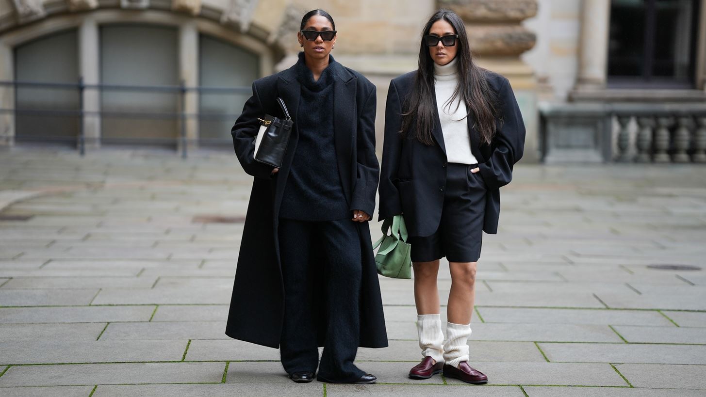 Η τζιν βερμούδα από τη Mango που φοράμε τον χειμώνα με στιλ