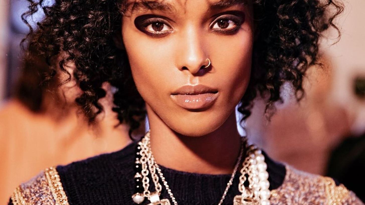 Chanel M&#xE9;tiers&#xA0;d&#x2019; Art 2020/21 | &#x3A0;&#x3CE;&#x3C2; &#x3BD;&#x3B1; &#x3C5;&#x3B9;&#x3BF;&#x3B8;&#x3B5;&#x3C4;&#x3AE;&#x3C3;&#x3B5;&#x3B9;&#x3C2; &#x3C4;&#x3BF; &#x3BC;&#x3B1;&#x3B3;&#x3B9;&#x3BA;&#x3CC; eye makeup look &#x3C4;&#x3BF;&#x3C5; catwalk