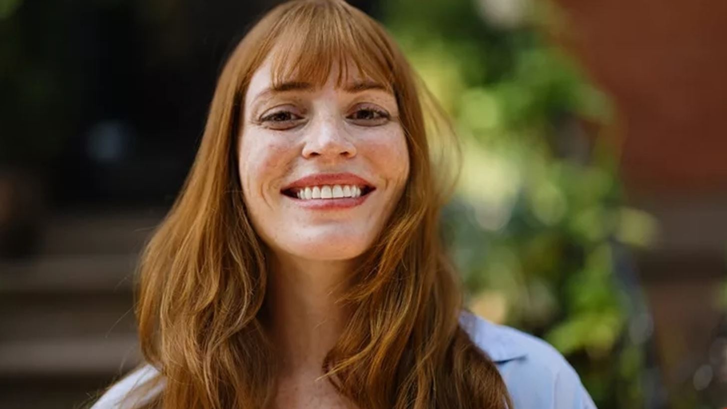 Η πιο απλή συνήθεια που φωτίζει όλο το πρόσωπο - περισσότερο κι από το μακιγιάζ σου