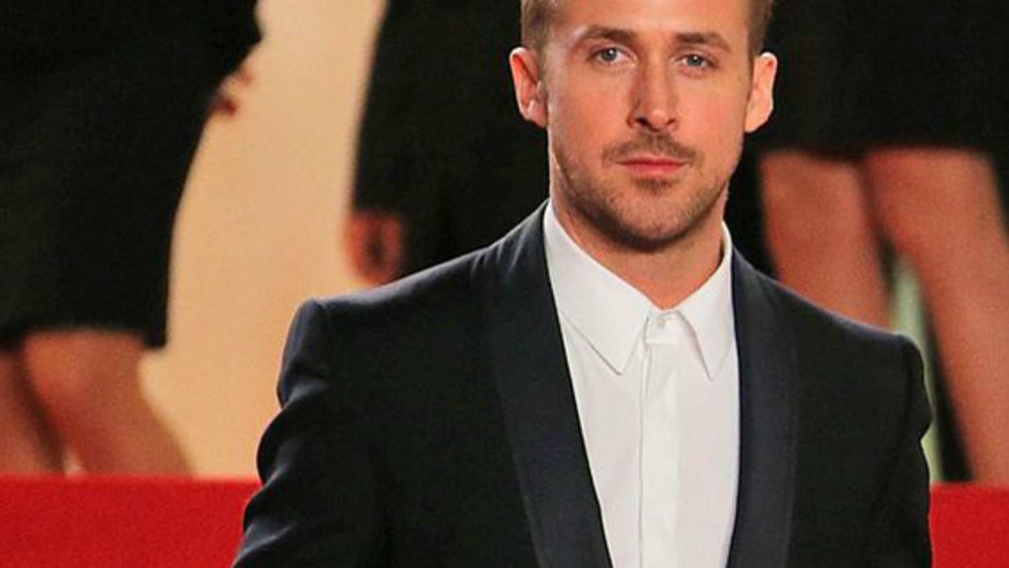 &#x39F; Ryan Gosling &#x3B8;&#x3B1; &#x3C5;&#x3C0;&#x3BF;&#x3B4;&#x3C5;&#x3B8;&#x3B5;&#x3AF; &#x3C4;&#x3BF;&#x3BD; Neil Armstrong