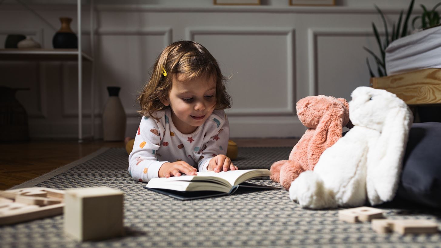 4 &#x3BD;&#x3AD;&#x3B1; &#x3B2;&#x3B9;&#x3B2;&#x3BB;&#x3AF;&#x3B1; &#x3C0;&#x3BF;&#x3C5; &#x3B5;&#x3BC;&#x3C0;&#x3BD;&#x3AD;&#x3BF;&#x3C5;&#x3BD; &#x3C4;&#x3B1; &#x3C0;&#x3B1;&#x3B9;&#x3B4;&#x3B9;&#x3AC; &#x3BC;&#x3B1;&#x3C2; &#x3BD;&#x3B1; &#x3B1;&#x3BB;&#x3BB;&#x3AC;&#x3BE;&#x3BF;&#x3C5;&#x3BD; &#x3C4;&#x3BF;&#x3BD; &#x3BA;&#x3CC;&#x3C3;&#x3BC;&#x3BF;