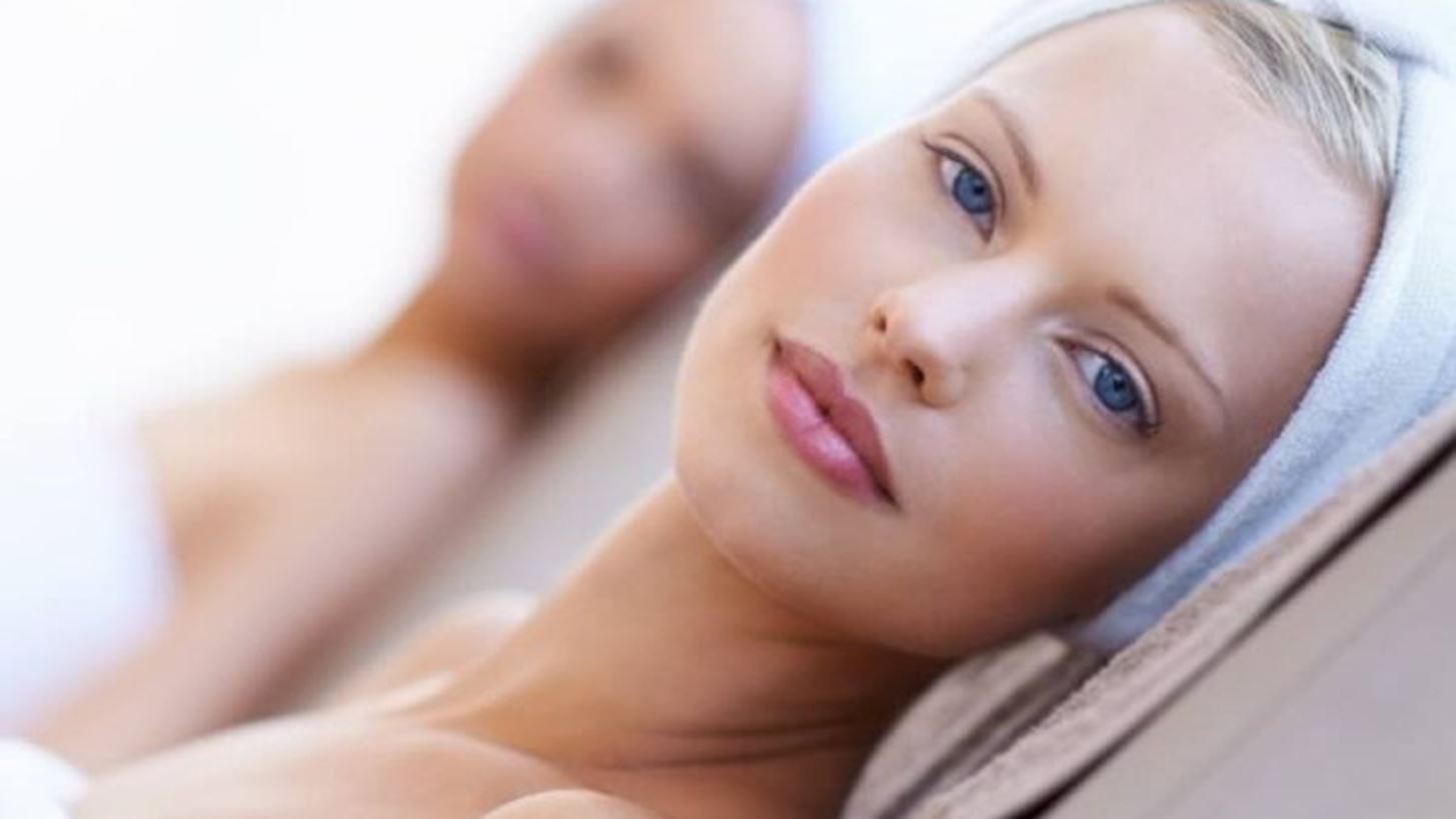 Λάδι καρύδας για δυνατά μαλλιά, πυκνά φρύδια (και άλλοι 5 τρόποι να το χρησιμοποιείς!)