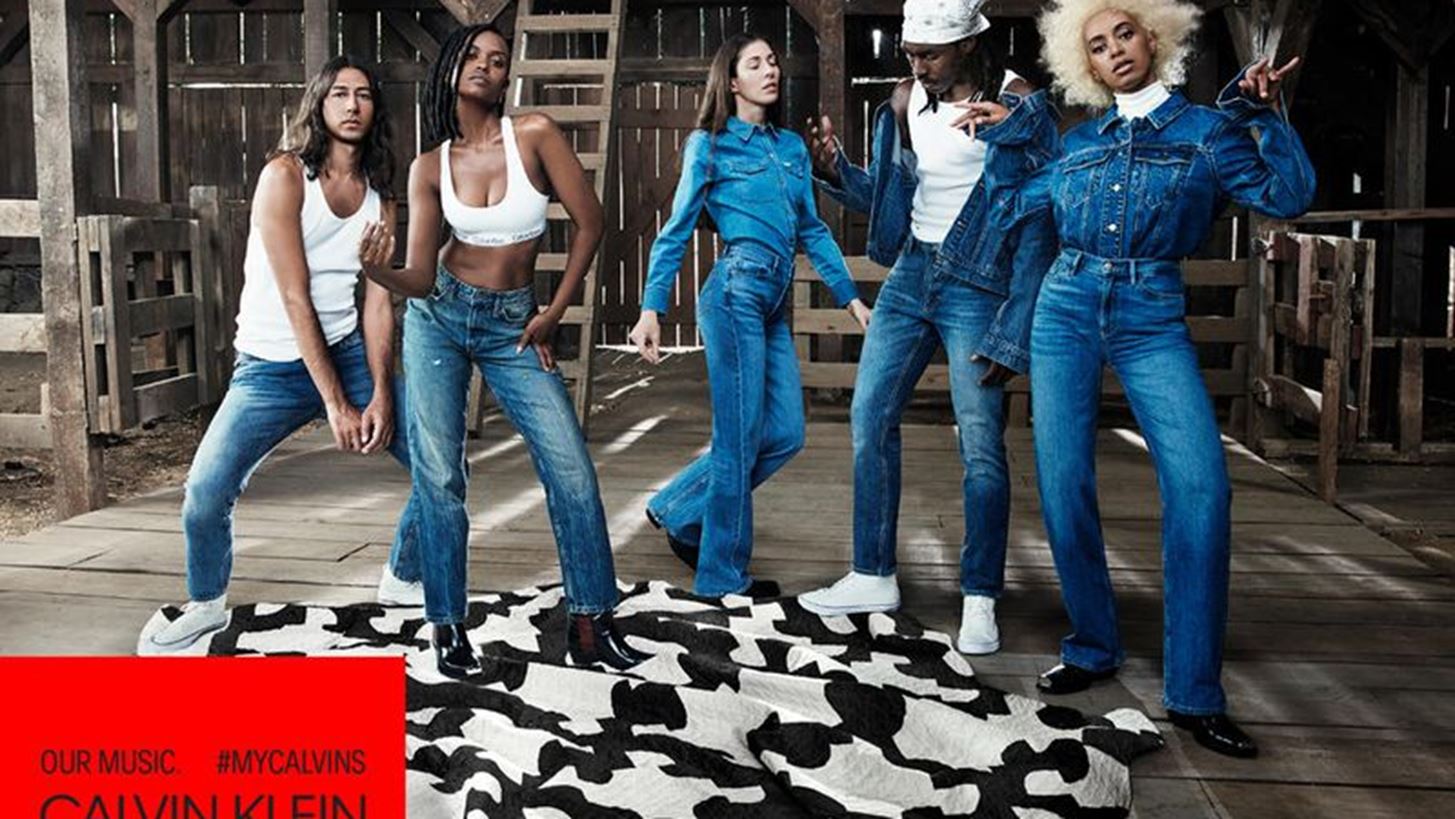 H Solange Knowles &#x3C0;&#x3C1;&#x3C9;&#x3C4;&#x3B1;&#x3B3;&#x3C9;&#x3BD;&#x3B9;&#x3C3;&#x3C4;&#x3B5;&#x3AF; &#x3C3;&#x3C4;&#x3B7;&#x3BD; &#x3C0;&#x3B9;&#x3BF; cool &#x3BA;&#x3B1;&#x3BC;&#x3C0;&#x3AC;&#x3BD;&#x3B9;&#x3B1; &#x3C4;&#x3BF;&#x3C5; Calvin Klein