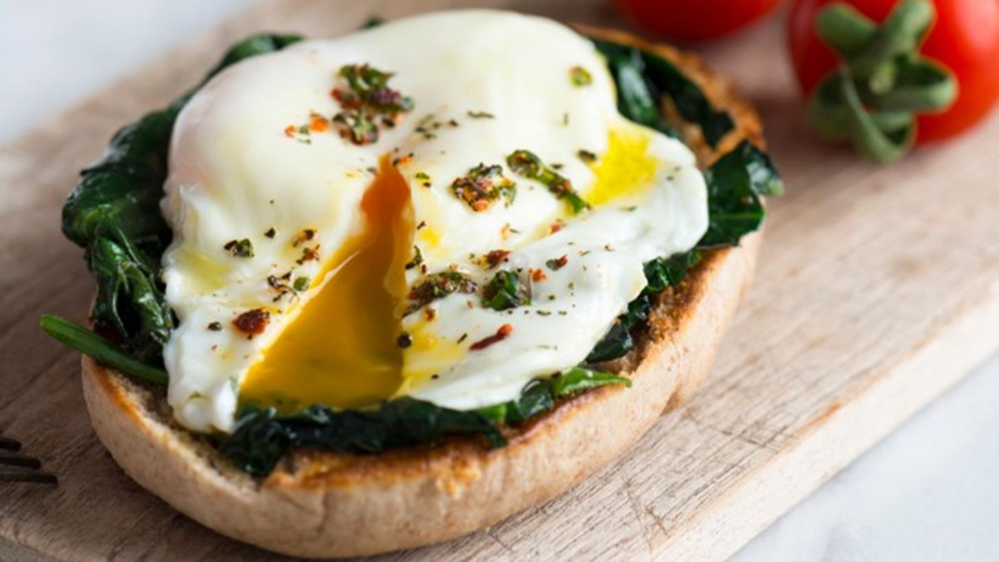 Τι πρέπει να περιέχει το πρωινό γεύμα; Αυτά είναι τα συστατικά που πρέπει να έχει