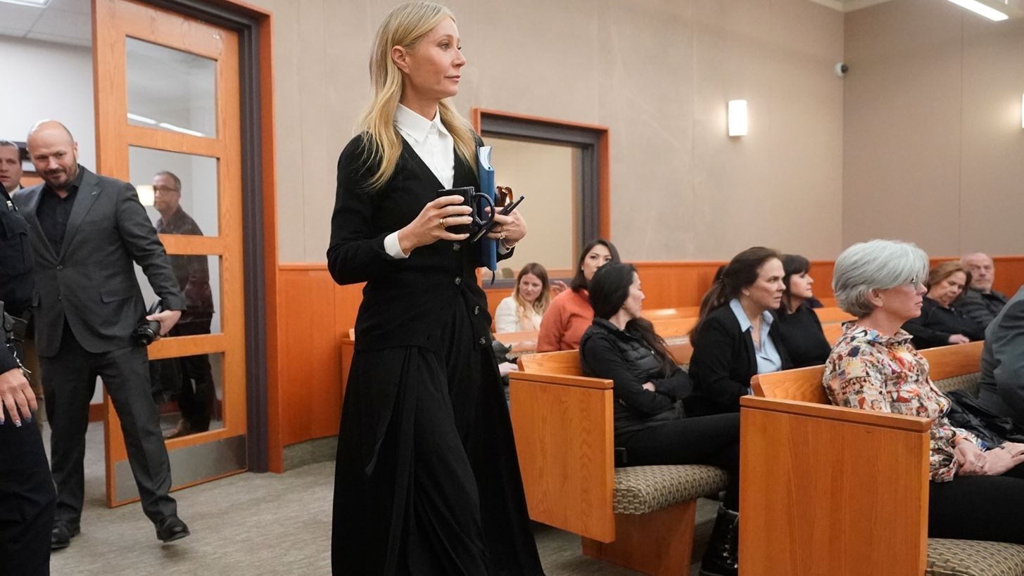 &#x3A4;&#x3B1; looks &#x3C4;&#x3B7;&#x3C2; Gwyneth Paltrow &#x3B1;&#x3C0;&#x3CC; &#x3C4;&#x3BF; &#x3B4;&#x3B9;&#x3BA;&#x3B1;&#x3C3;&#x3C4;&#x3AE;&#x3C1;&#x3B9;&#x3BF; &#x3B5;&#x3AF;&#x3BD;&#x3B1;&#x3B9; &#x3C4;&#x3BF; style inspo &#x3C0;&#x3BF;&#x3C5; &#x3C7;&#x3C1;&#x3B5;&#x3B9;&#x3AC;&#x3B6;&#x3B5;&#x3C3;&#x3B1;&#x3B9; &#x3B3;&#x3B9;&#x3B1; &#x3C4;&#x3B9;&#x3C2; &#x3BA;&#x3B1;&#x3B8;&#x3B7;&#x3BC;&#x3B5;&#x3C1;&#x3B9;&#x3BD;&#x3AD;&#x3C2; &#x3C3;&#x3BF;&#x3C5; &#x3B5;&#x3BC;&#x3C6;&#x3B1;&#x3BD;&#x3AF;&#x3C3;&#x3B5;&#x3B9;&#x3C2;