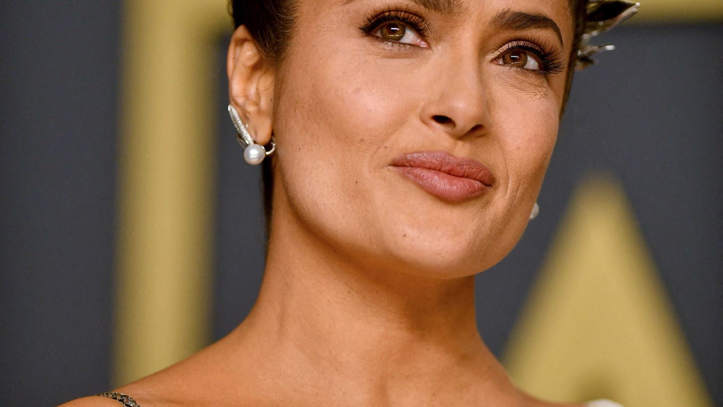 Salma Hayek | &#x397; &#x3C6;&#x3C9;&#x3C4;&#x3BF;&#x3B3;&#x3C1;&#x3B1;&#x3C6;&#x3AF;&#x3B1; &#x3B1;&#x3C0;&#x3CC; &#x3C4;&#x3B7;&#x3BD; &#x395;&#x3BB;&#x3BB;&#x3AC;&#x3B4;&#x3B1; &#x3B3;&#x3B9;&#x3B1; &#x3C4;&#x3B1; 54&#x3B1; &#x3B3;&#x3B5;&#x3BD;&#x3AD;&#x3B8;&#x3BB;&#x3B9;&#x3AC; &#x3C4;&#x3B7;&#x3C2;