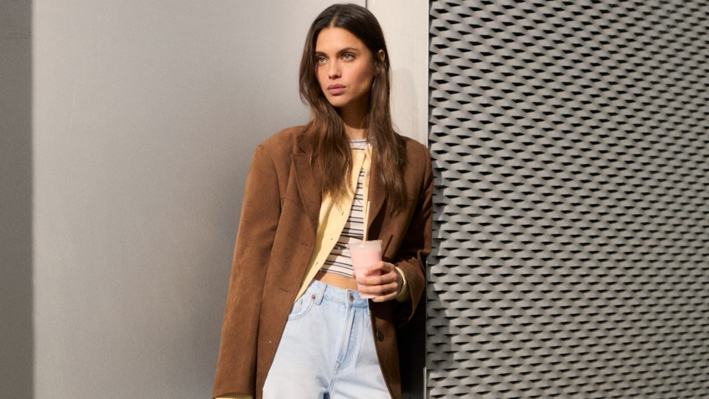 Denim of Interest | &#x397; &#x3BD;&#x3AD;&#x3B1; &#x3C3;&#x3C5;&#x3BB;&#x3BB;&#x3BF;&#x3B3;&#x3AE; &#x3C4;&#x3B7;&#x3C2; Stradivarius &#x3B1;&#x3C0;&#x3B5;&#x3C5;&#x3B8;&#x3CD;&#x3BD;&#x3B5;&#x3C4;&#x3B1;&#x3B9; &#x3C3;&#x3B5; &#x3B5;&#x3BA;&#x3BB;&#x3B5;&#x3C0;&#x3C4;&#x3C5;&#x3C3;&#x3BC;&#x3AD;&#x3BD;&#x3B5;&#x3C2; &#x3B3;&#x3C5;&#x3BD;&#x3B1;&#x3AF;&#x3BA;&#x3B5;&#x3C2;