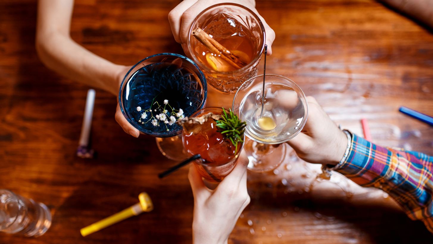 Dry January | 5 σοβαροί λόγοι να μην πιεις αλκοόλ αυτό το μήνα