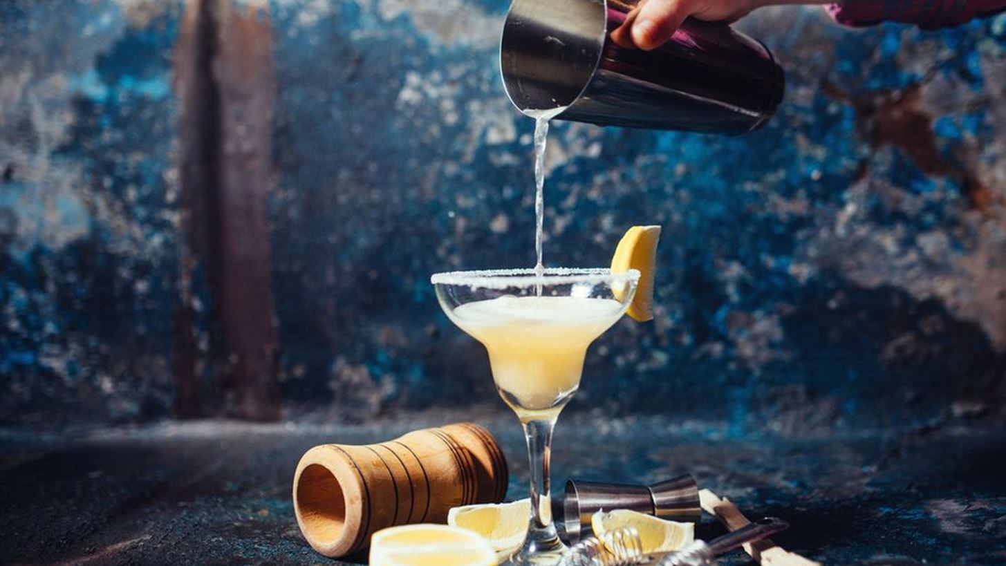 #Tidbits *: &#x3A0;&#x3AC;&#x3BC;&#x3B5; &#x3C3;&#x3C4;&#x3BF; Barro Negro &#x3B3;&#x3B9;&#x3B1; margarita &amp; oyster parties;
