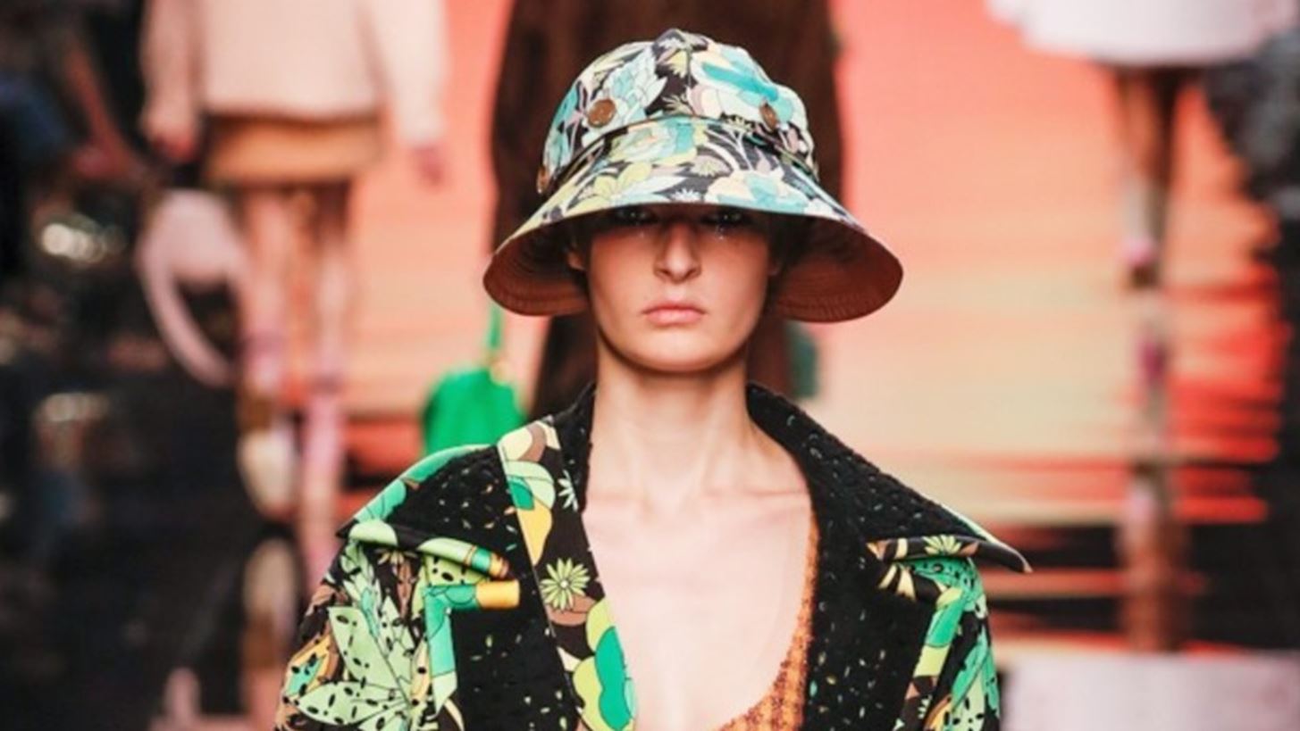 Αυτό είναι το αξεσουάρ που θα φοράμε όλο το καλοκαίρι