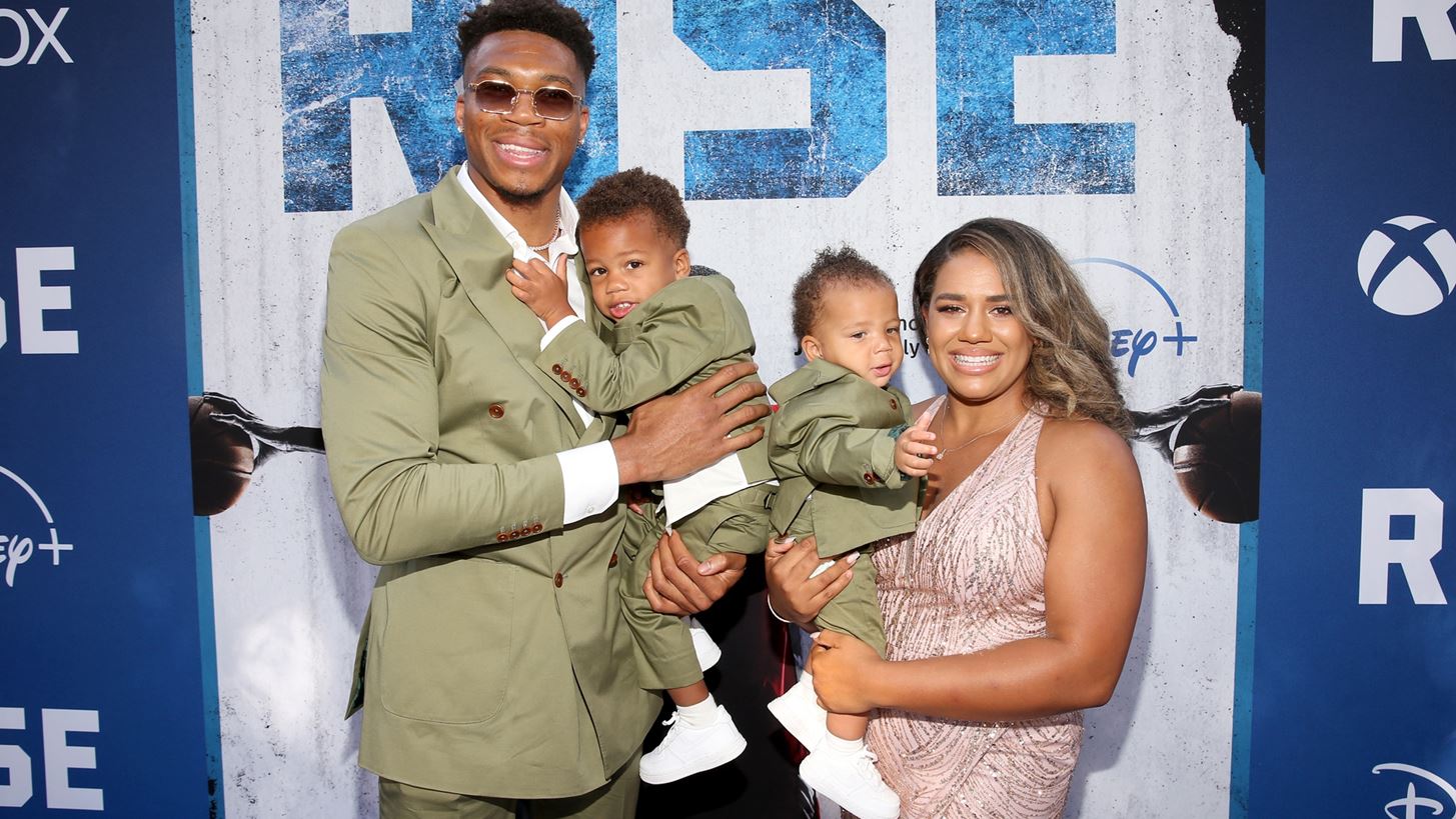 Η Mariah Riddlesprigger περιγράφει τη μάχη της με την επιλόχειο κατάθλιψη: "Ένιωθα εγωιστικά να ανοιχτώ"