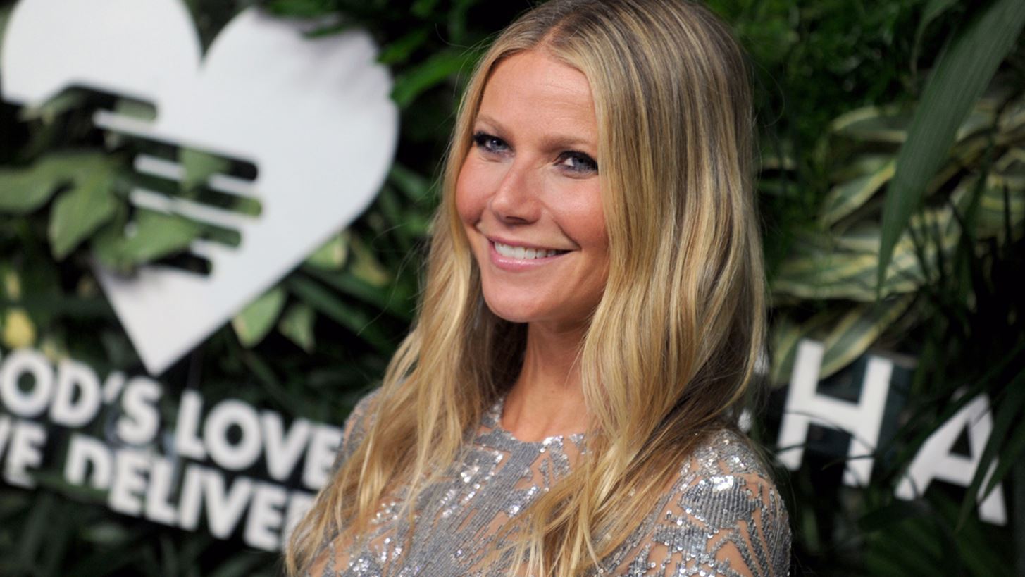 &#x397; Gwyneth Paltrow &#x3BD;&#x3B9;&#x3CE;&#x3B8;&#x3B5;&#x3B9; &#x3B5;&#x3C5;&#x3B3;&#x3BD;&#x3C9;&#x3BC;&#x3BF;&#x3C3;&#x3CD;&#x3BD;&#x3B7; &#x3C0;&#x3BF;&#x3C5; &#x3B4;&#x3B5;&#x3BD; &#x3C5;&#x3C0;&#x3AE;&#x3C1;&#x3C7;&#x3B1;&#x3BD; social media &#x3CC;&#x3C4;&#x3B1;&#x3BD; &#x3C7;&#x3CE;&#x3C1;&#x3B9;&#x3C3;&#x3B5; &#x3BC;&#x3B5; &#x3C4;&#x3BF;&#x3BD; Brad Pitt