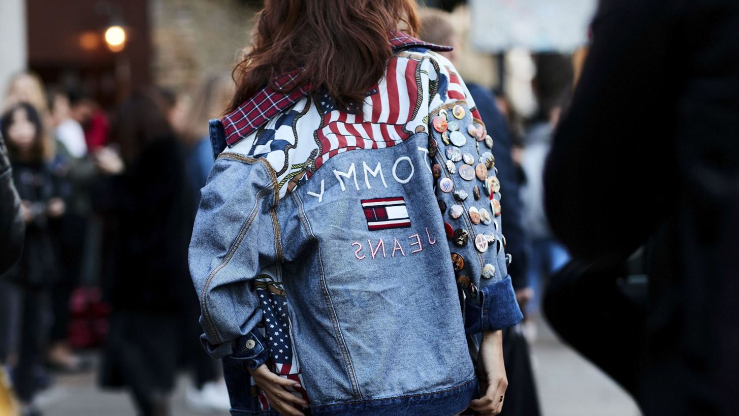 Denim jacket: &#x3A4;&#x3BF; &#x3B1;&#x3C0;&#x3CC;&#x3BB;&#x3C5;&#x3C4;&#x3BF; &#x3C0;&#x3B1;&#x3BD;&#x3C9;&#x3C6;&#x3CC;&#x3C1;&#x3B9; &#x3C4;&#x3B7;&#x3C2; &#x3AC;&#x3BD;&#x3BF;&#x3B9;&#x3BE;&#x3B7;&#x3C2;