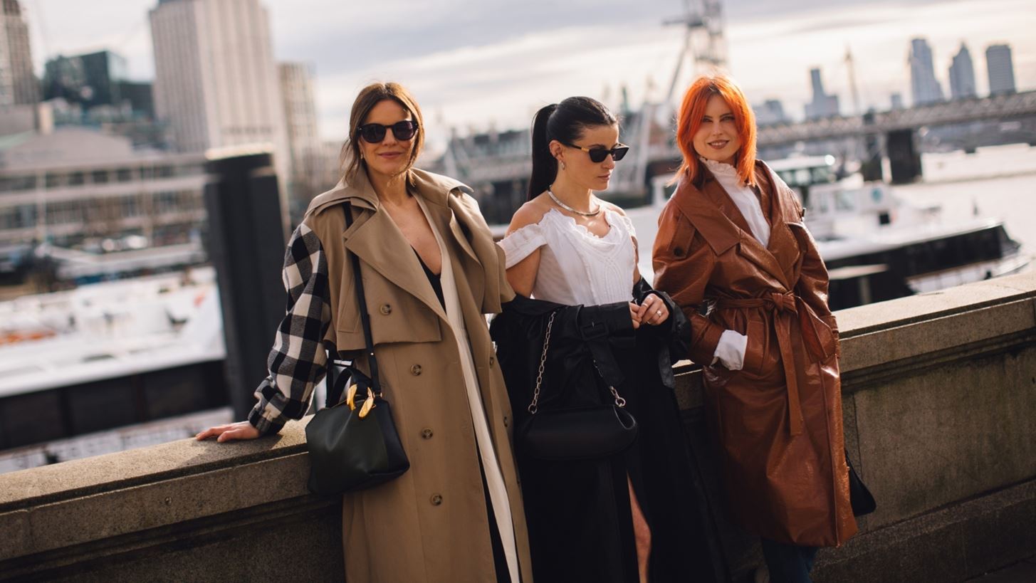 LFW | &#x39F;&#x3B9; &#x3C4;&#x3AC;&#x3C3;&#x3B5;&#x3B9;&#x3C2; &#x3C4;&#x3B7;&#x3C2; &#x3BC;&#x3CC;&#x3B4;&#x3B1;&#x3C2; &#x3C0;&#x3BF;&#x3C5; &#x3B8;&#x3B1; &#x3B1;&#x3BD;&#x3B1;&#x3B2;&#x3B1;&#x3B8;&#x3BC;&#x3AF;&#x3C3;&#x3BF;&#x3C5;&#x3BD; &#x3C4;&#x3BF; &#x3C3;&#x3C4;&#x3B9;&#x3BB; &#x3C3;&#x3BF;&#x3C5; &#x3C3;&#x3CD;&#x3BC;&#x3C6;&#x3C9;&#x3BD;&#x3B1; &#x3BC;&#x3B5; &#x3C4;&#x3BF; street style &#x3C4;&#x3BF;&#x3C5; &#x39B;&#x3BF;&#x3BD;&#x3B4;&#x3AF;&#x3BD;&#x3BF;&#x3C5;