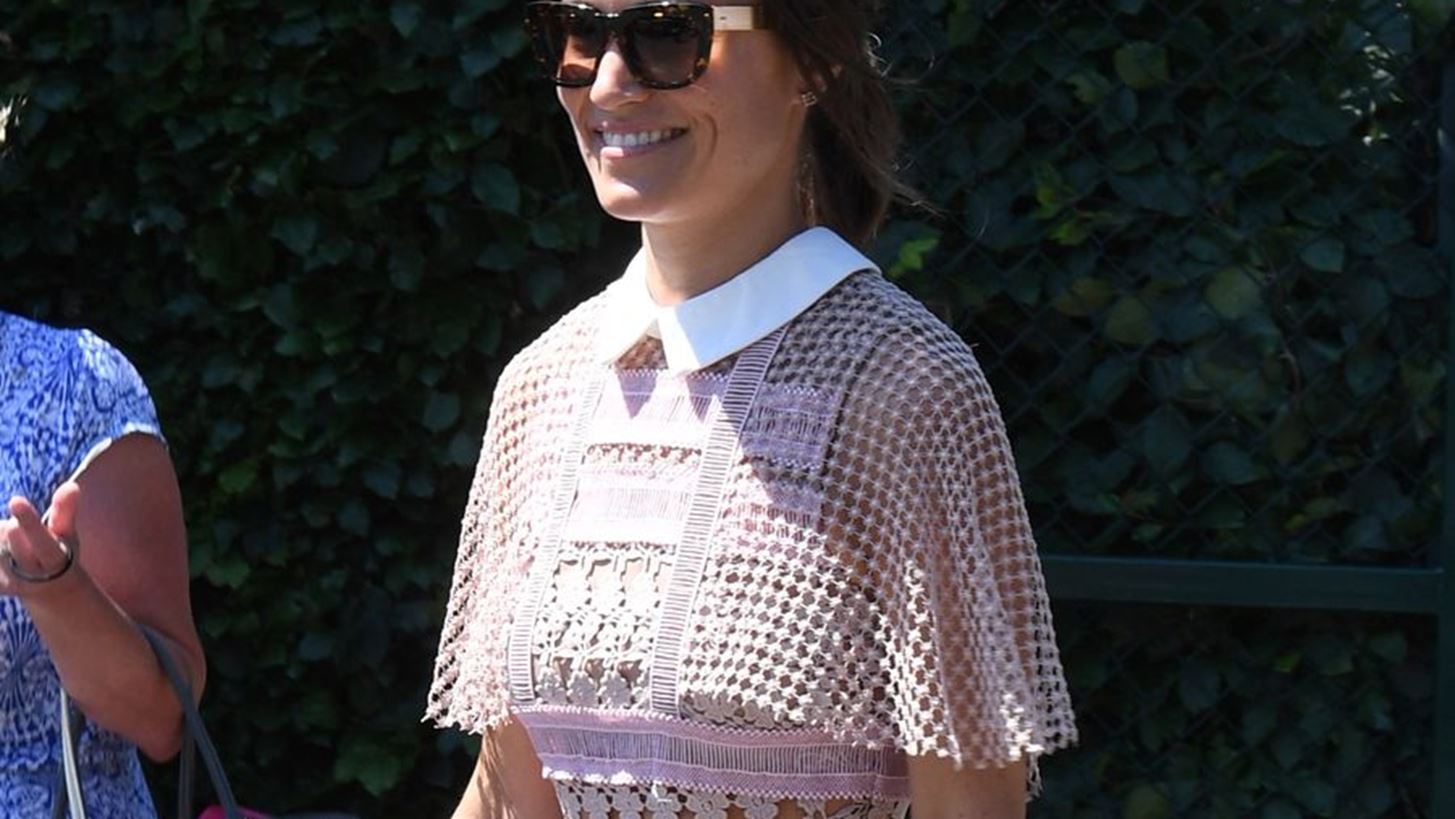 Pippa Middleton: &#x397; &#x3C0;&#x3C1;&#x3CE;&#x3C4;&#x3B7; &#x3C4;&#x3B7;&#x3C2; &#x3B5;&#x3BC;&#x3C6;&#x3AC;&#x3BD;&#x3B9;&#x3C3;&#x3B7; &#x3BC;&#x3B5;&#x3C4;&#x3AC; &#x3C4;&#x3BF; &#x3BC;&#x3AE;&#x3BD;&#x3B1; &#x3C4;&#x3BF;&#x3C5; &#x3BC;&#x3AD;&#x3BB;&#x3B9;&#x3C4;&#x3BF;&#x3C2;