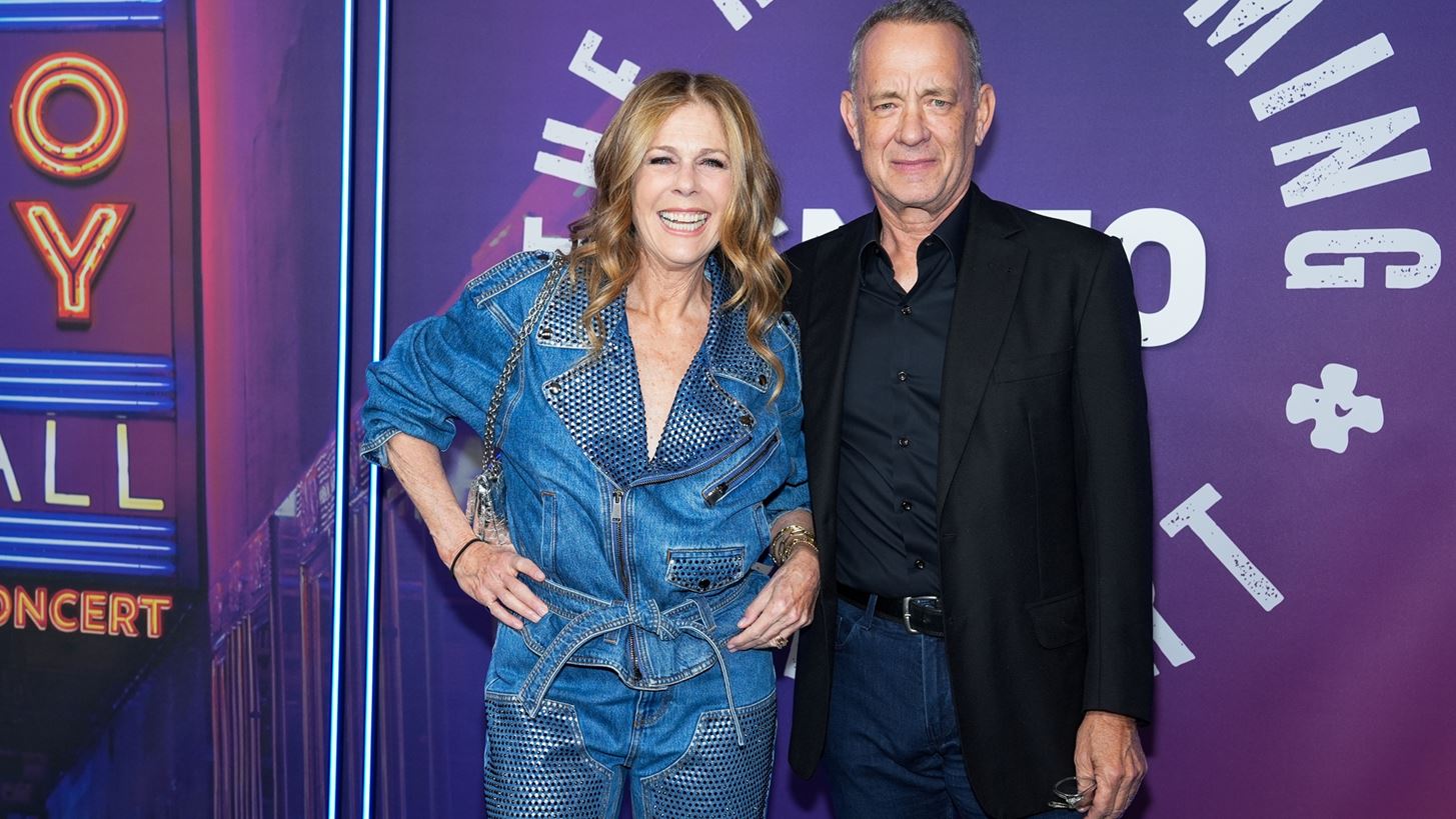 O Tom Hanks &#x3BA;&#x3B1;&#x3B9; &#x3B7; Rita Wilson &#x3B3;&#x3B9;&#x3BF;&#x3C1;&#x3C4;&#x3AC;&#x3B6;&#x3BF;&#x3C5;&#x3BD; 37 &#x3C7;&#x3C1;&#x3CC;&#x3BD;&#x3B9;&#x3B1; &#x3B3;&#x3AC;&#x3BC;&#x3BF;&#x3C5; | &#x397; &#x3C6;&#x3C9;&#x3C4;&#x3BF;&#x3B3;&#x3C1;&#x3B1;&#x3C6;&#x3AF;&#x3B1; &#x3BC;&#x3B5; &#x3AC;&#x3C1;&#x3C9;&#x3BC;&#x3B1; &#x395;&#x3BB;&#x3BB;&#x3AC;&#x3B4;&#x3B1;&#x3C2;