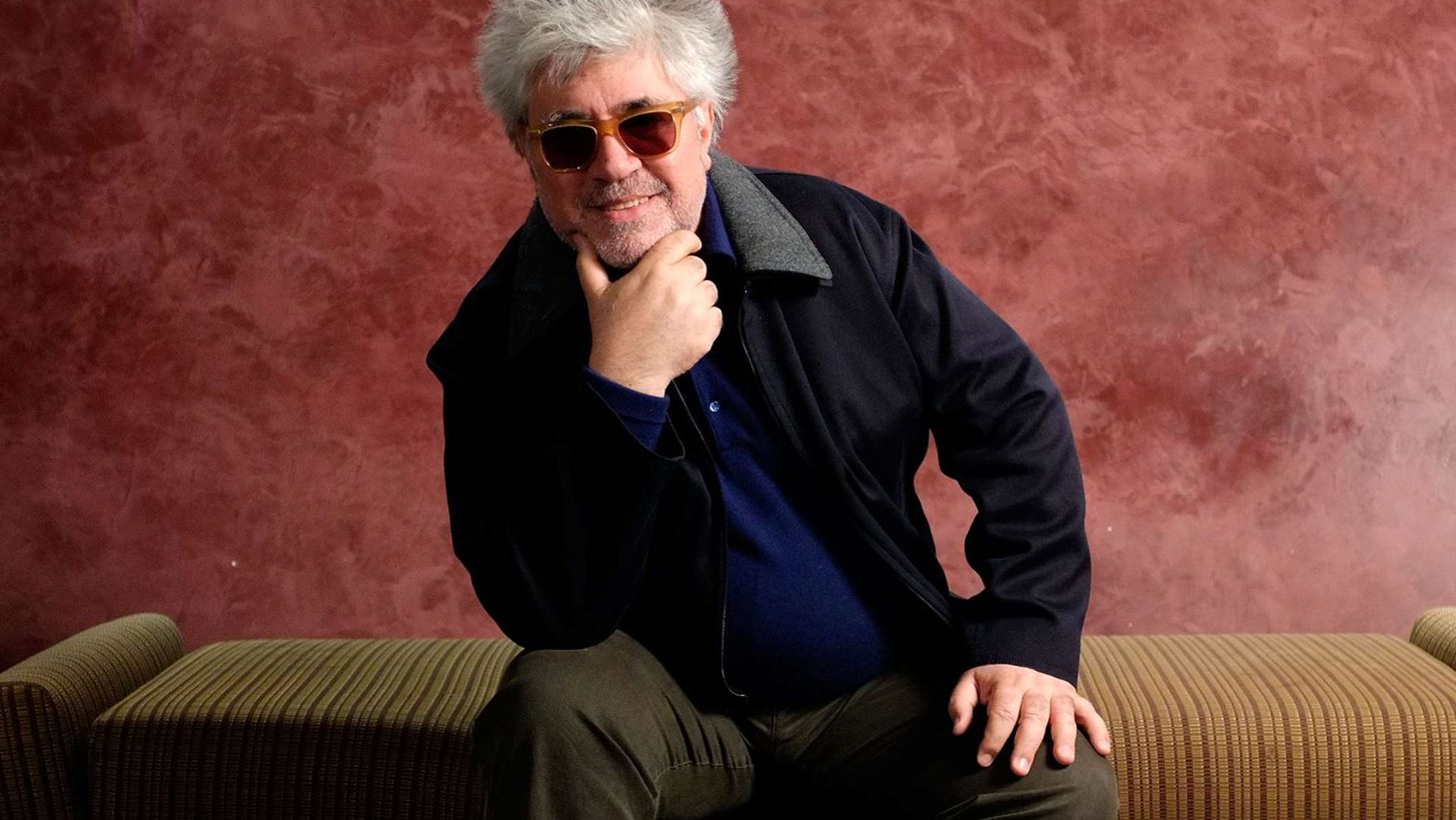 O Pedro Almodovar &#x3BA;&#x3B1;&#x3B9; &#x3CC;&#x3BB;&#x3B1; &#x3CC;&#x3C3;&#x3B1; &#x3C4;&#x3BF;&#x3C5; &#x3AD;&#x3BC;&#x3B1;&#x3B8;&#x3B5; &#x3B7; &#x3B6;&#x3C9;&#x3AE;
