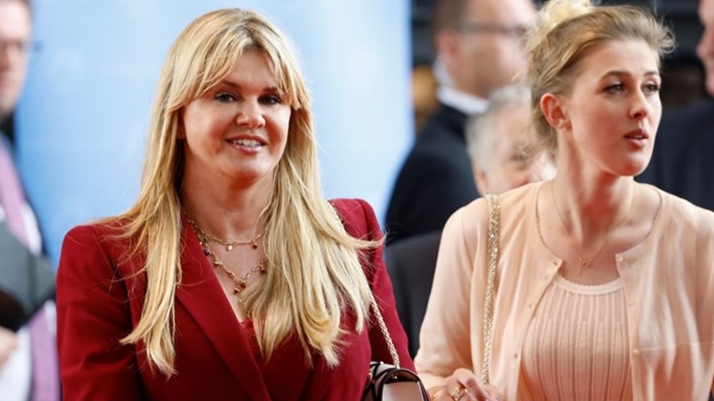 Corinna Schumacher | &#x3A0;&#x3BF;&#x3B9;&#x3B1; &#x3B5;&#x3AF;&#x3BD;&#x3B1;&#x3B9; &#x3B7; &quot;&#x3C6;&#x3C5;&#x3BB;&#x3B1;&#x3BA;&#x3B9;&#x3C3;&#x3BC;&#x3AD;&#x3BD;&#x3B7;&quot; &#x3C3;&#x3CD;&#x3B6;&#x3C5;&#x3B3;&#x3BF;&#x3C2; &#x3C4;&#x3BF;&#x3C5; &#x3BA;&#x3BF;&#x3C1;&#x3C5;&#x3C6;&#x3B1;&#x3AF;&#x3BF;&#x3C5; &#x3C0;&#x3C1;&#x3C9;&#x3C4;&#x3B1;&#x3B8;&#x3BB;&#x3B7;&#x3C4;&#x3AE; &#x3C4;&#x3B7;&#x3C2; Formula 1;