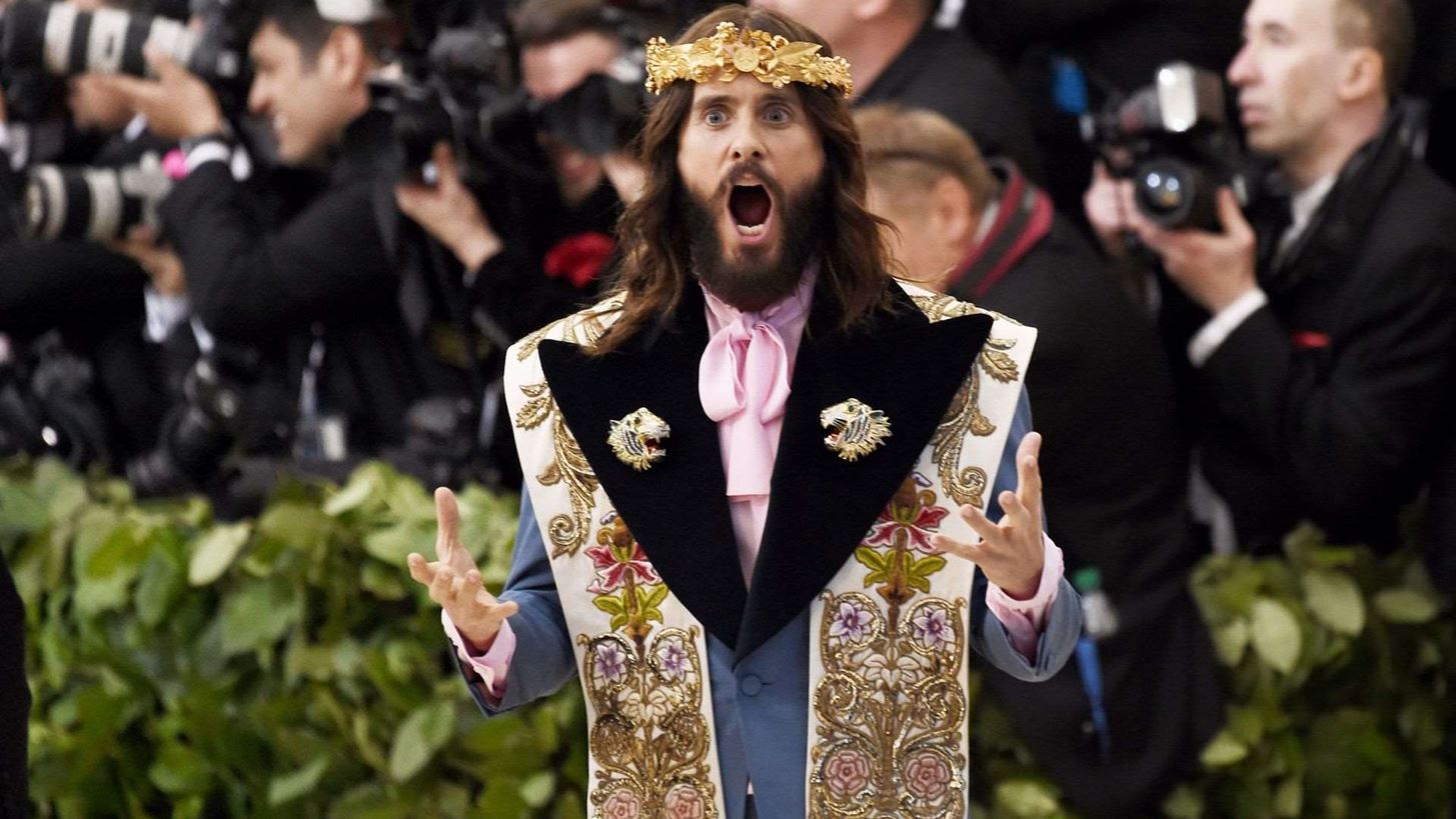 O Jared Leto &#x3B8;&#x3B1; &#x3C5;&#x3C0;&#x3BF;&#x3B4;&#x3C5;&#x3B8;&#x3B5;&#x3AF; &#x3C4;&#x3BF;&#x3BD; Andy Warhol &#x3C3;&#x3B5; &#x3BD;&#x3AD;&#x3B1; &#x3B2;&#x3B9;&#x3BF;&#x3B3;&#x3C1;&#x3B1;&#x3C6;&#x3B9;&#x3BA;&#x3AE; &#x3C4;&#x3B1;&#x3B9;&#x3BD;&#x3AF;&#x3B1;