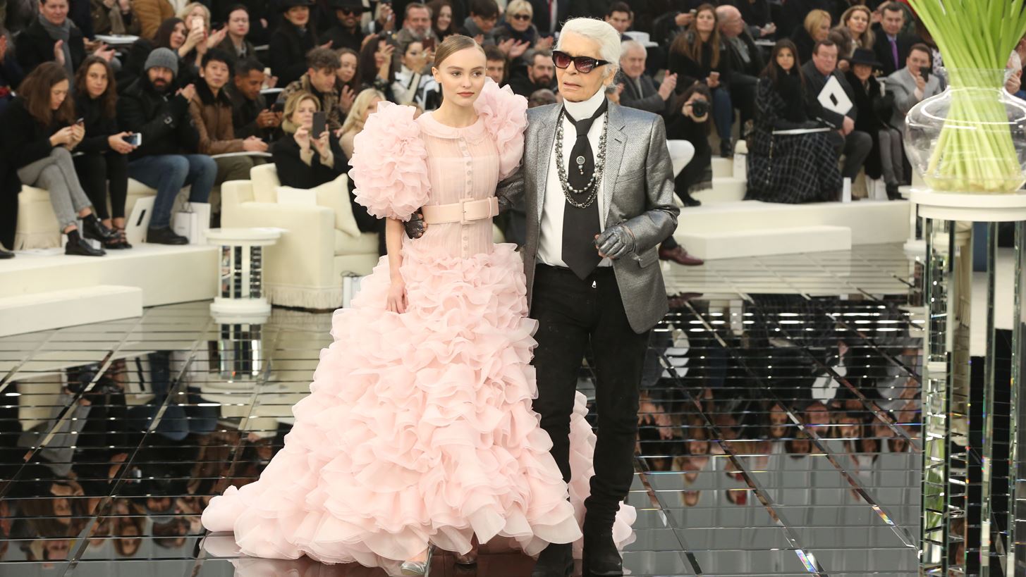 &#x3A4;&#x3BF; Met Gala 2023 &#x3B5;&#x3AF;&#x3BD;&#x3B1;&#x3B9; &#x3B1;&#x3C6;&#x3B9;&#x3B5;&#x3C1;&#x3C9;&#x3BC;&#x3AD;&#x3BD;&#x3BF; &#x3C3;&#x3C4;&#x3BF;&#x3BD; Karl Lagerfeld
