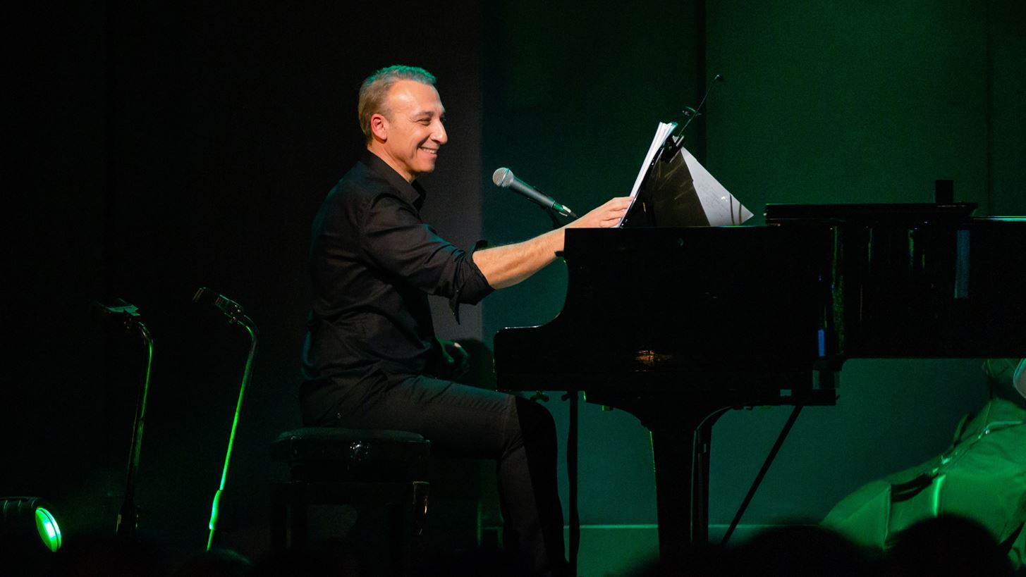 &#x39F; &#x39C;&#x3AF;&#x3BD;&#x3C9;&#x3C2; &#x39C;&#x3AC;&#x3C4;&#x3C3;&#x3B1;&#x3C2; &#x3BE;&#x3B1;&#x3BD;&#x3AC; &#x3C3;&#x3C4;&#x3BF; Gazarte Main Stage