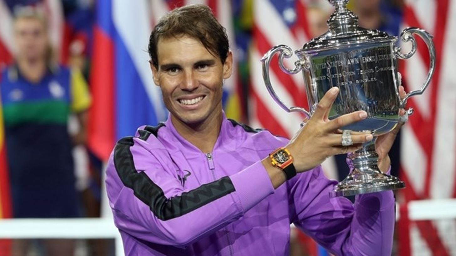 Rafael Nadal | &#x3A3;&#x3C4;&#x3BF;&#x3BD; &#x399;&#x3C3;&#x3B8;&#x3BC;&#x3CC; &#x3C4;&#x3B7;&#x3C2; &#x39A;&#x3BF;&#x3C1;&#x3AF;&#x3BD;&#x3B8;&#x3BF;&#x3C5; &#x3B1;&#x3B3;&#x3BA;&#x3B1;&#x3BB;&#x3B9;&#x3AC; &#x3BC;&#x3B5; &#x3C4;&#x3BF;&#x3BD; 9 &#x3BC;&#x3B7;&#x3BD;&#x3CE;&#x3BD; &#x3B3;&#x3B9;&#x3BF; &#x3C4;&#x3BF;&#x3C5;