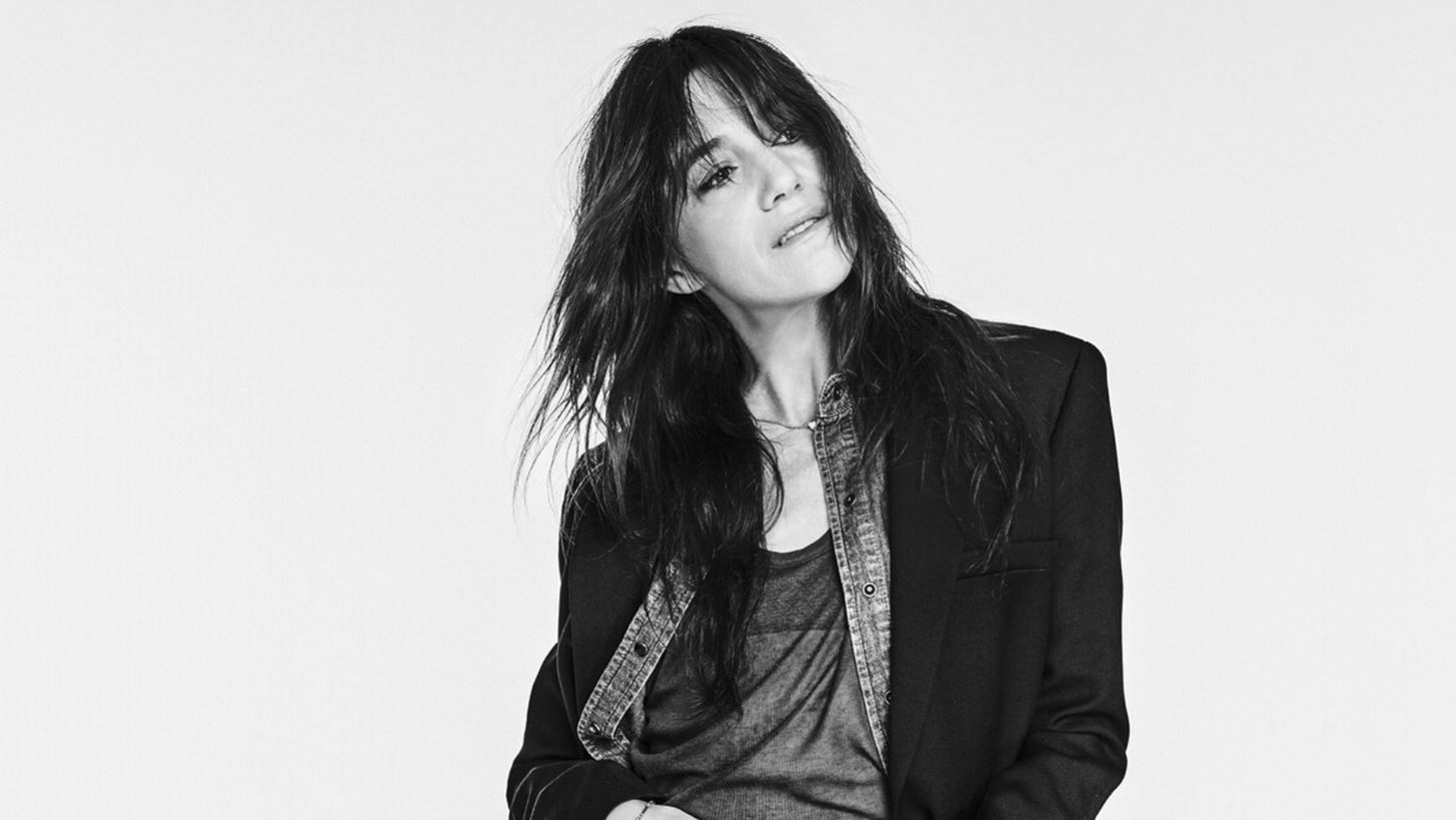 Charlotte Gainsbourg x Zara | &#x394;&#x3B7;&#x3BC;&#x3B9;&#x3BF;&#x3CD;&#x3C1;&#x3B3;&#x3B7;&#x3C3;&#x3B1;&#x3BD; &#x3BC;&#x3AF;&#x3B1; limited edition &#x3C3;&#x3C5;&#x3BB;&#x3BB;&#x3BF;&#x3B3;&#x3AE; &#x3BC;&#x3B5; &#x3B4;&#x3B9;&#x3B1;&#x3C7;&#x3C1;&#x3BF;&#x3BD;&#x3B9;&#x3BA;&#x3AC; &#x3BA;&#x3BF;&#x3BC;&#x3BC;&#x3AC;&#x3C4;&#x3B9;&#x3B1;