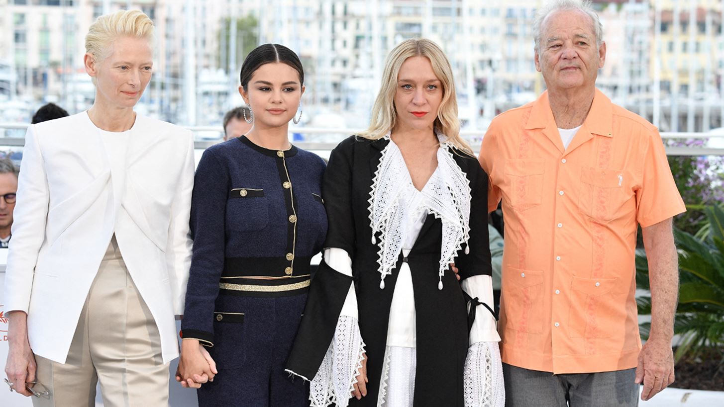 Tilda Swinton, Selena Gomez &#x3BA;&#x3B1;&#x3B9; Chlo&#xEB; Sevigny &#x3C3;&#x3C4;&#x3BF; photocall &#x3C4;&#x3B7;&#x3C2; &#x3C4;&#x3B1;&#x3B9;&#x3BD;&#x3AF;&#x3B1;&#x3C2; The Dead Don&#x27;t Die