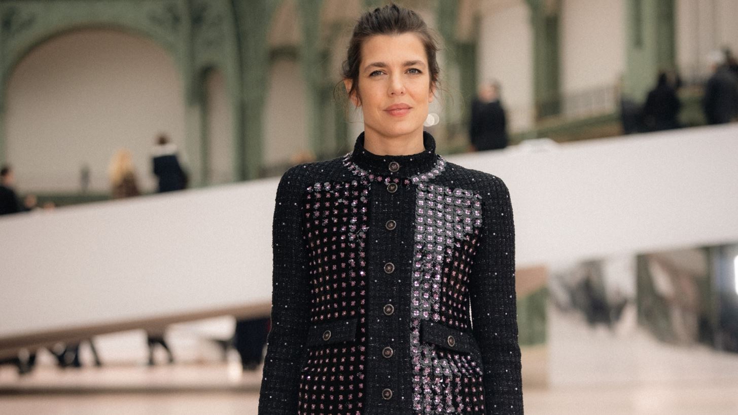 A&#x3C0;&#x3CC; &#x3C4;&#x3B7; Charlotte Casiraghi &#x3C3;&#x3C4;&#x3B7;&#x3BD; Pamela Anderson | &#x39F;&#x3B9; &#x3C0;&#x3B9;&#x3BF; &#x3BA;&#x3B1;&#x3BB;&#x3BF;&#x3BD;&#x3C4;&#x3C5;&#x3BC;&#x3AD;&#x3BD;&#x3B5;&#x3C2; celebrities &#x3C3;&#x3C4;&#x3B7;&#x3BD; &#x3B5;&#x3C0;&#x3AF;&#x3B4;&#x3B5;&#x3B9;&#x3BE;&#x3B7; Chanel Haute Couture SS2025