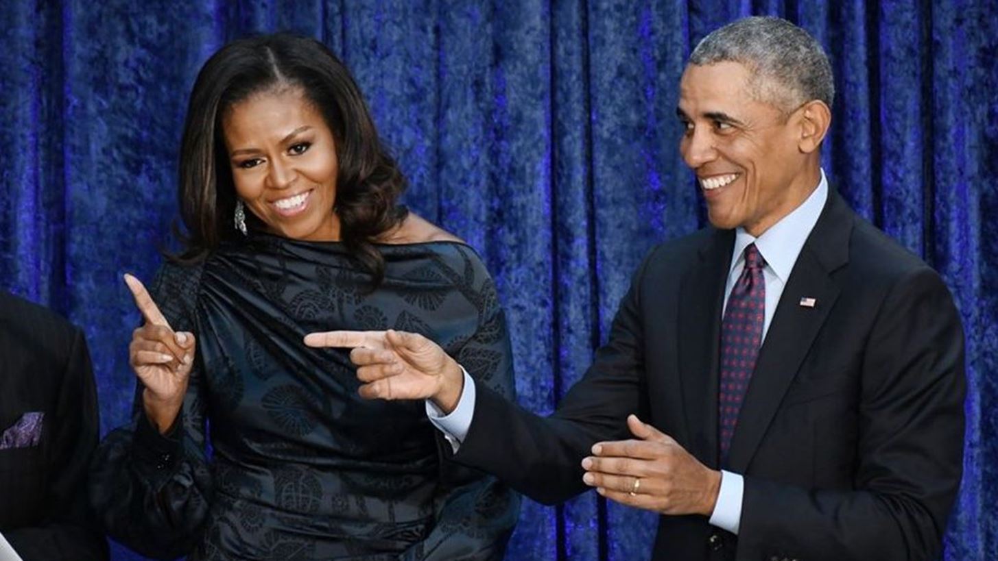 &#x39F; Barack Obama &#x3AD;&#x3BA;&#x3B1;&#x3BD;&#x3B5; &#x3C4;&#x3B7;&#x3BD; &#x3C9;&#x3C1;&#x3B1;&#x3B9;&#x3CC;&#x3C4;&#x3B5;&#x3C1;&#x3B7; &#x3AD;&#x3BA;&#x3C0;&#x3BB;&#x3B7;&#x3BE;&#x3B7; &#x3C3;&#x3C4;&#x3B7;&#x3BD; Michelle