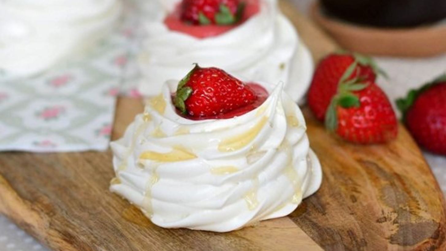 &#x3A0;&#x3CE;&#x3C2; &#x3B8;&#x3B1; &#x3C6;&#x3C4;&#x3B9;&#x3AC;&#x3BE;&#x3B5;&#x3B9;&#x3C2; skinny Pavlova &#x3AE; &#x3C6;&#x3C9;&#x3BB;&#x3B9;&#x3AD;&#x3C2; &#x3BC;&#x3B1;&#x3C1;&#x3AD;&#x3B3;&#x3BA;&#x3B1;&#x3C2; &#x3BC;&#x3B5; &#x3C6;&#x3C1;&#x3AC;&#x3BF;&#x3C5;&#x3BB;&#x3B5;&#x3C2; &#x3BC;&#x3CC;&#x3BD;&#x3BF; &#x3BC;&#x3B5; 150 &#x3B8;&#x3B5;&#x3C1;&#x3BC;&#x3AF;&#x3B4;&#x3B5;&#x3C2;