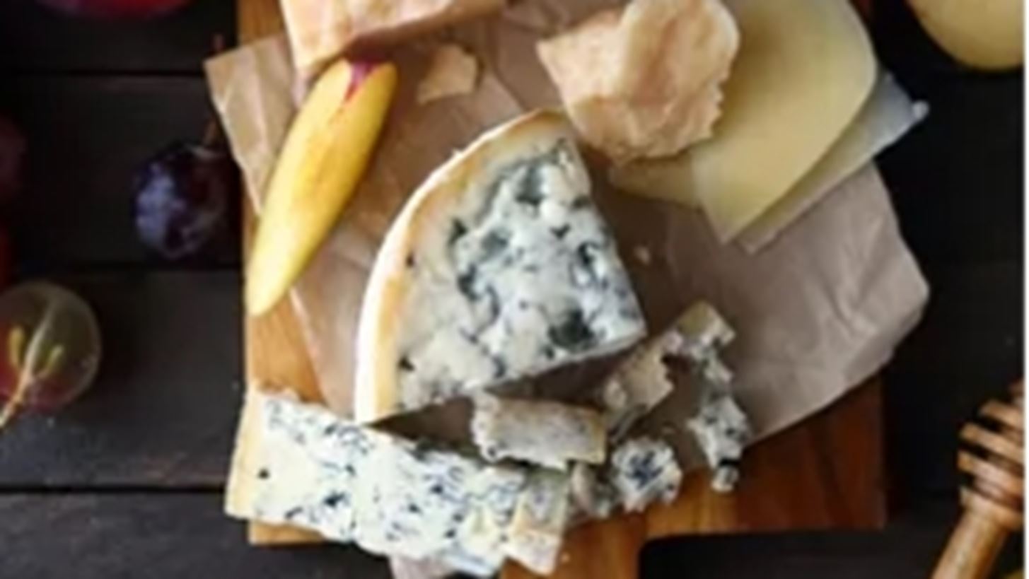 Γιορτάζουμε την τυρινή εβδομάδα με ιδιαίτερες προτάσεις ελληνικών τυριών