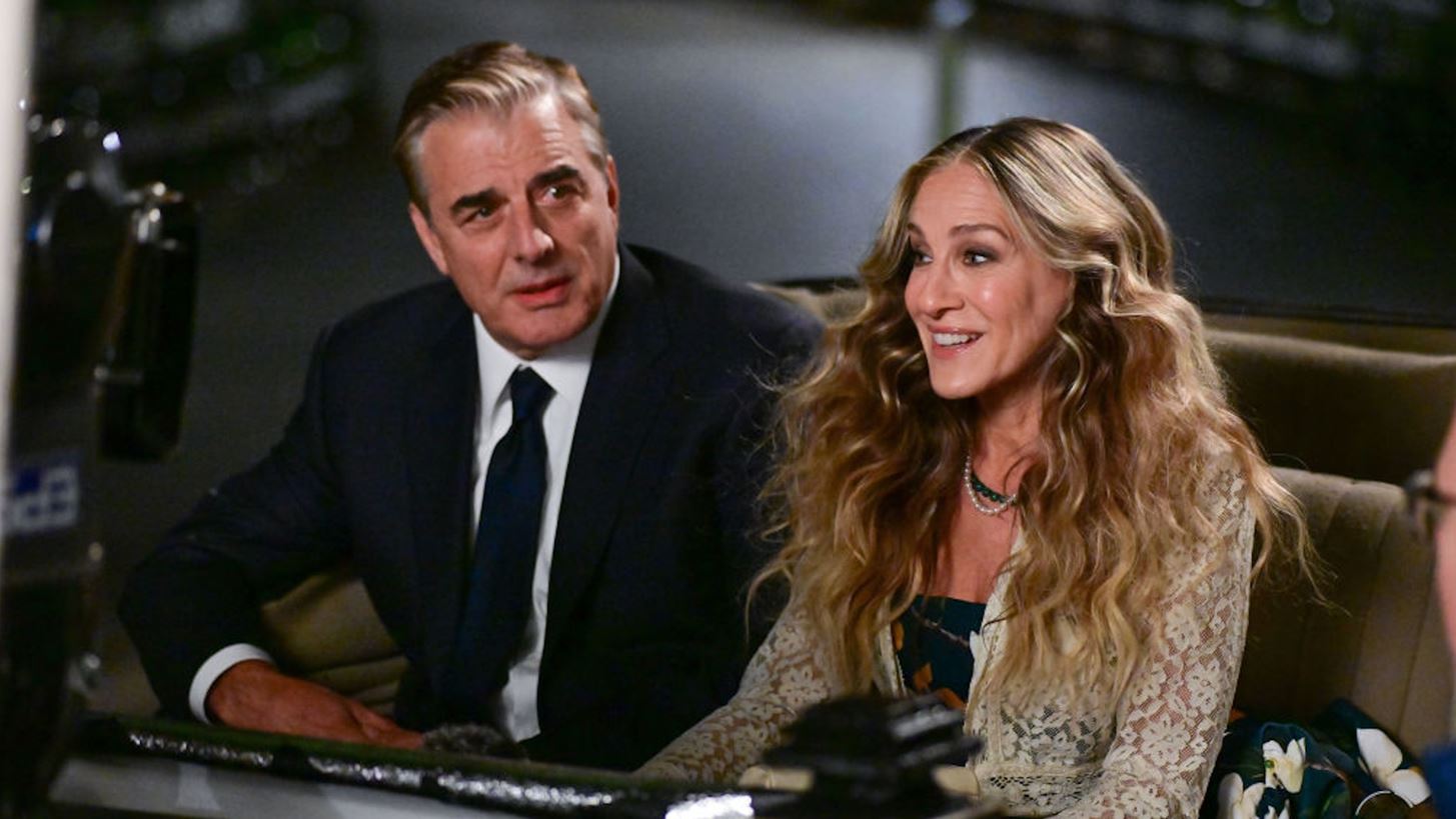 Chris Noth | Το σχόλιο του "Mr Big" που φούντωσε τις φήμες για κόντρα με τη  Sarah Jessica Parker