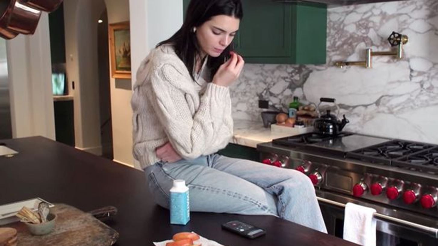 &#x394;&#x3B5;&#x3C2; &#x3C4;&#x3BF; &#x3C4;&#x3AD;&#x3BB;&#x3B5;&#x3B9;&#x3BF; &#x3C3;&#x3C0;&#x3AF;&#x3C4;&#x3B9; &#x3C4;&#x3B7;&#x3C2; Kendall Jenner &#x3C3;&#x3C4;&#x3BF; LA