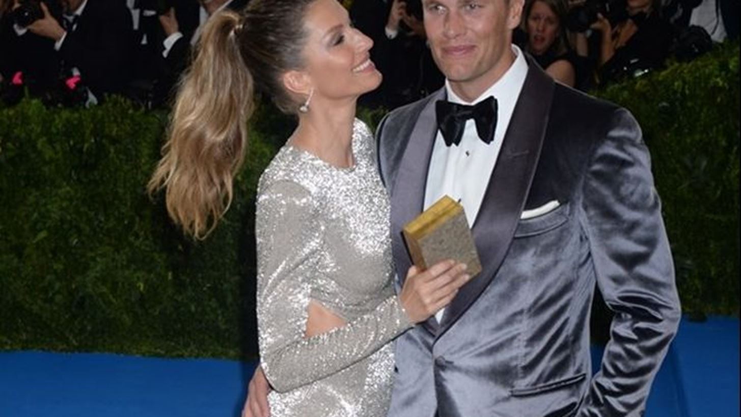 &#x397; Gisele &#x3B1;&#x3C0;&#x3BF;&#x3BA;&#x3AC;&#x3BB;&#x3C5;&#x3C8;&#x3B5; &#x3BB;&#x3B5;&#x3C0;&#x3C4;&#x3BF;&#x3BC;&#x3AD;&#x3C1;&#x3B5;&#x3B9;&#x3B5;&#x3C2; &#x3C4;&#x3BF;&#x3C5; &#x3B3;&#x3AC;&#x3BC;&#x3BF;&#x3C5; &#x3C4;&#x3B7;&#x3C2; &#x3BC;&#x3B5; &#x3C4;&#x3BF;&#x3BD; Tom Brady