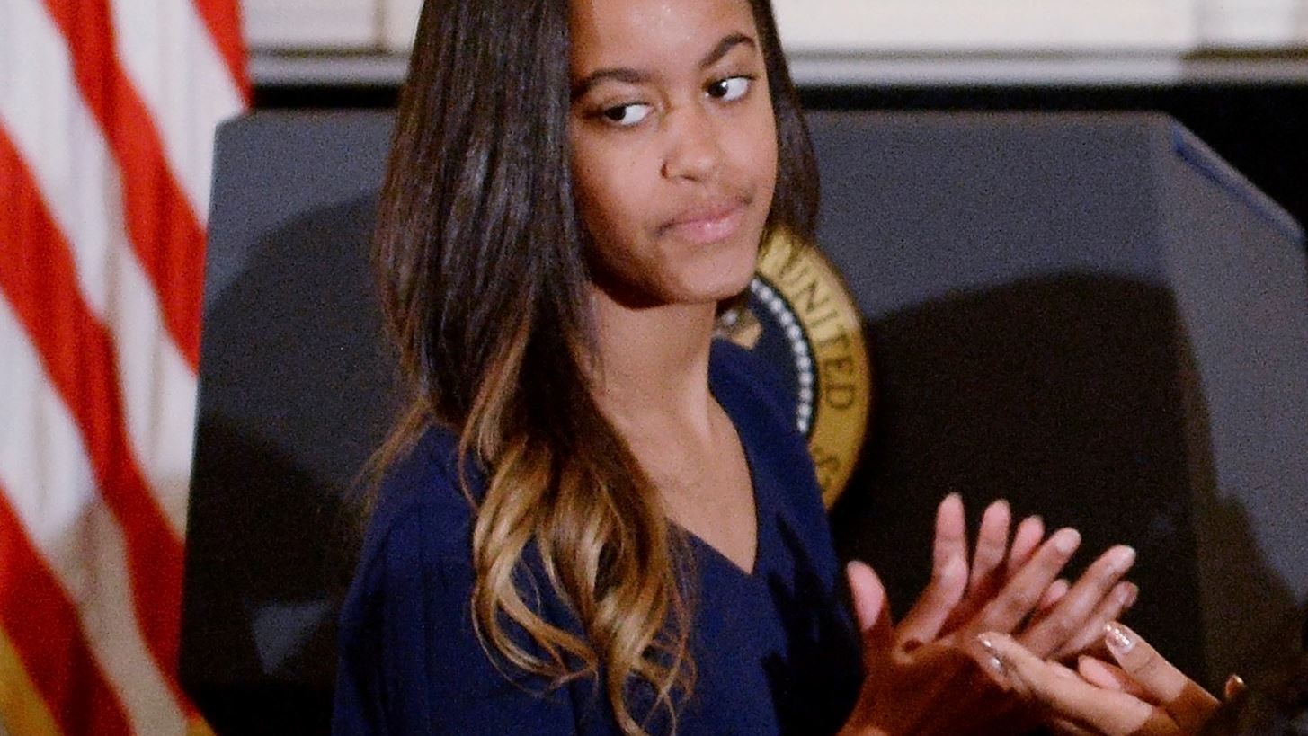 Malia Obama | &#x388;&#x3C0;&#x3B9;&#x3B1;&#x3C3;&#x3B5; &#x3C4;&#x3B7;&#x3BD; &#x3C0;&#x3C1;&#x3CE;&#x3C4;&#x3B7; &#x3C4;&#x3B7;&#x3C2; &#x3B4;&#x3BF;&#x3C5;&#x3BB;&#x3B5;&#x3B9;&#x3AC;