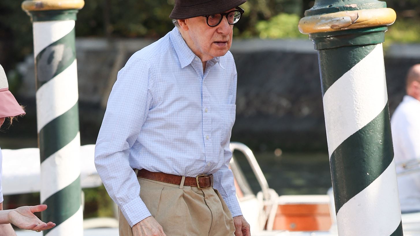 Woody Allen | &#x3A3;&#x3C4;&#x3BF; &#x3BA;&#x3B9;&#x3BD;&#x3B7;&#x3BC;&#x3B1;&#x3C4;&#x3BF;&#x3B3;&#x3C1;&#x3B1;&#x3C6;&#x3B9;&#x3BA;&#x3CC; &#x3B3;&#x3B5;&#x3B3;&#x3BF;&#x3BD;&#x3CC;&#x3C2; &#x3C4;&#x3BF;&#x3C5; &#x3C6;&#x3B8;&#x3B9;&#x3BD;&#x3BF;&#x3C0;&#x3CE;&#x3C1;&#x3BF;&#x3C5; &#x3C0;&#x3C1;&#x3B9;&#x3BD; &#x3B1;&#x3C0;&#x3CC; &#x3C4;&#x3BF; &#x3C4;&#x3B1;&#x3BE;&#x3AF;&#x3B4;&#x3B9; &#x3C4;&#x3BF;&#x3C5; &#x3C3;&#x3C4;&#x3B7;&#x3BD; &#x395;&#x3BB;&#x3BB;&#x3AC;&#x3B4;&#x3B1;