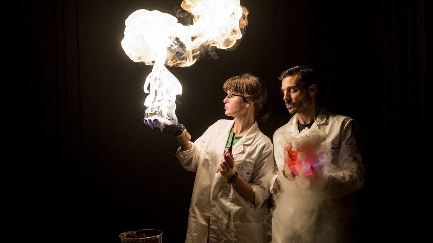 The Christmas Lab | &#x3A6;&#x3AD;&#x3C4;&#x3BF;&#x3C2; &#x3C4;&#x3BF; Athens Science Festival &#x3B1;&#x3C0;&#x3BF;&#x3BA;&#x3C4;&#x3AC; &#x3C7;&#x3C1;&#x3B9;&#x3C3;&#x3C4;&#x3BF;&#x3C5;&#x3B3;&#x3B5;&#x3BD;&#x3BD;&#x3B9;&#x3AC;&#x3C4;&#x3B9;&#x3BA;&#x3BF; &#x3C7;&#x3B1;&#x3C1;&#x3B1;&#x3BA;&#x3C4;&#x3AE;&#x3C1;&#x3B1;