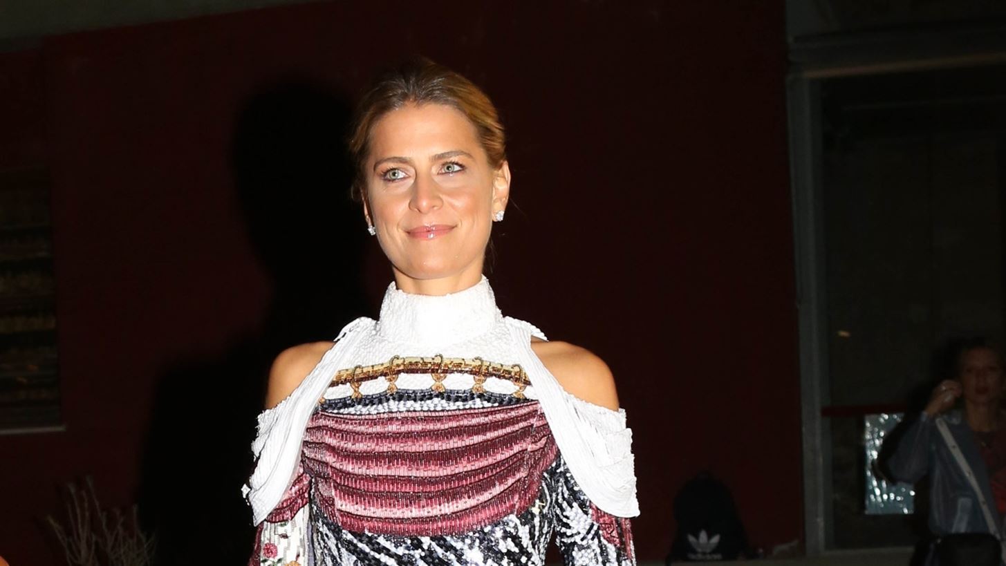 &#x397; &#x3A4;&#x3B1;&#x3C4;&#x3B9;&#x3AC;&#x3BD;&#x3B1; &#x39C;&#x3C0;&#x3BB;&#x3AC;&#x3C4;&#x3BD;&#x3B9;&#x3BA; &#x3C6;&#x3CC;&#x3C1;&#x3B5;&#x3C3;&#x3B5; &#x3C4;&#x3BF;&#x3BD; &#x3C3;&#x3C5;&#x3BD;&#x3B4;&#x3C5;&#x3B1;&#x3C3;&#x3BC;&#x3CC; &#x3C0;&#x3BF;&#x3C5; &#x3B4;&#x3B5;&#x3BD; &#x3B8;&#x3B5;&#x3C9;&#x3C1;&#x3B5;&#x3AF;&#x3C4;&#x3B1;&#x3B9; &#x3C0;&#x3BF;&#x3C4;&#x3AD; out of fashion
