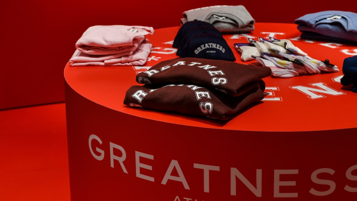 Η Greatness Athens εγκαινιάζει το 1ο της φυσικό κατάστηµα εντός του attica στο κέντρο της Αθήνας