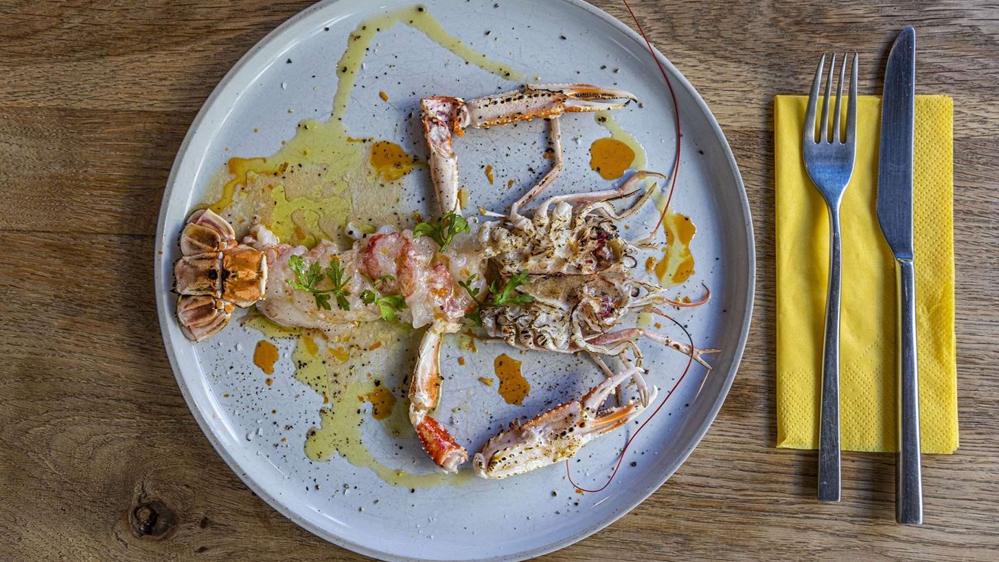 Σε αυτά τα εστιατόρια, η αθηναϊκή κουζίνα δεν φοβάται να πειραματιστεί